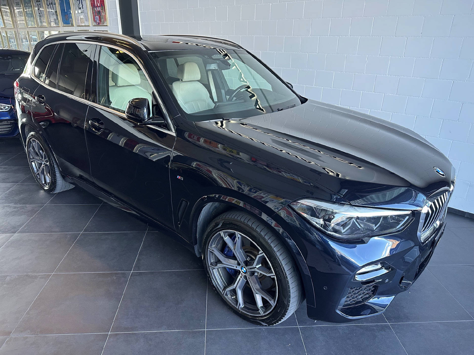 BMW X5 45e xDrive SAG-image-2