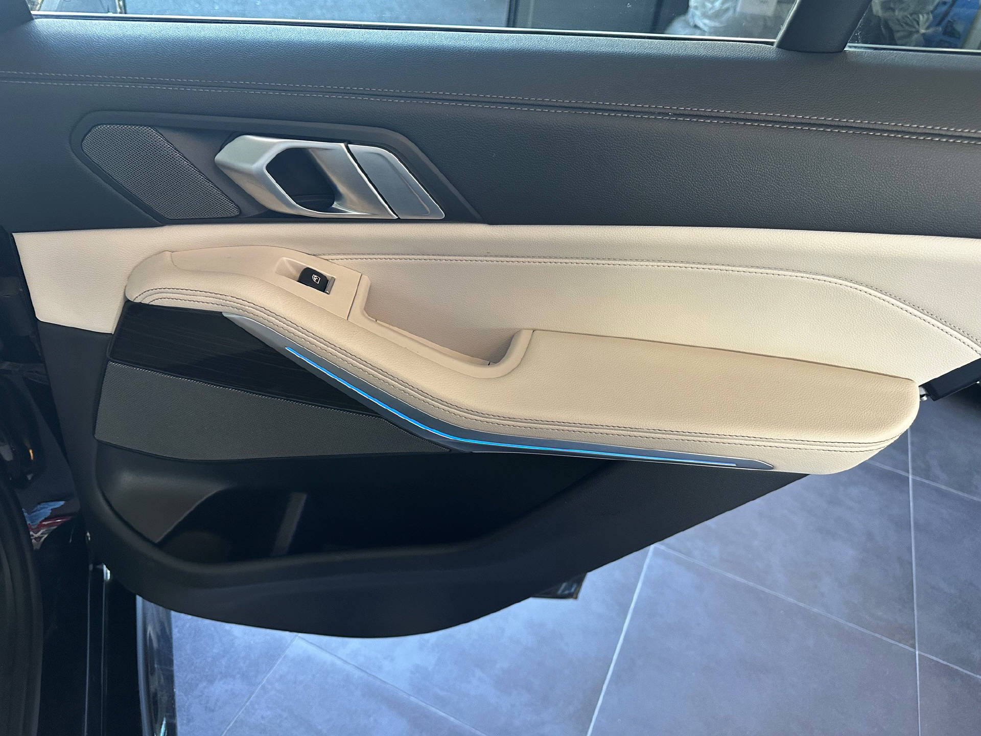 BMW X5 45e xDrive SAG-image-16