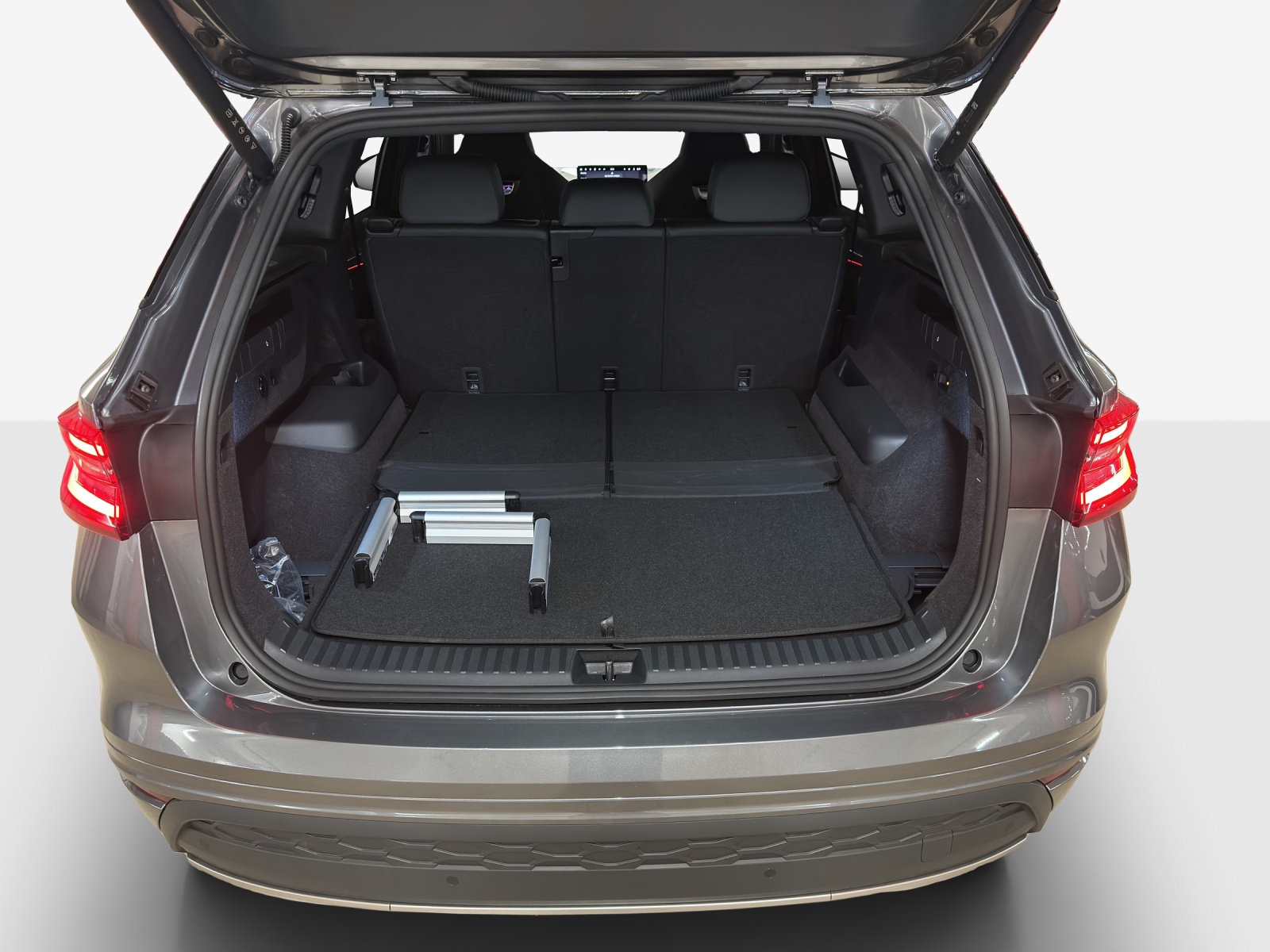 SKODA Kodiaq 2.0 TSI Sportline 4x4-image-12