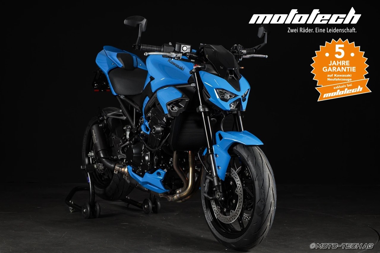 KAWASAKI Z 900 MY25 (35kW) STAGE 1 SHARK Bright Skyblue-showroom-element-1