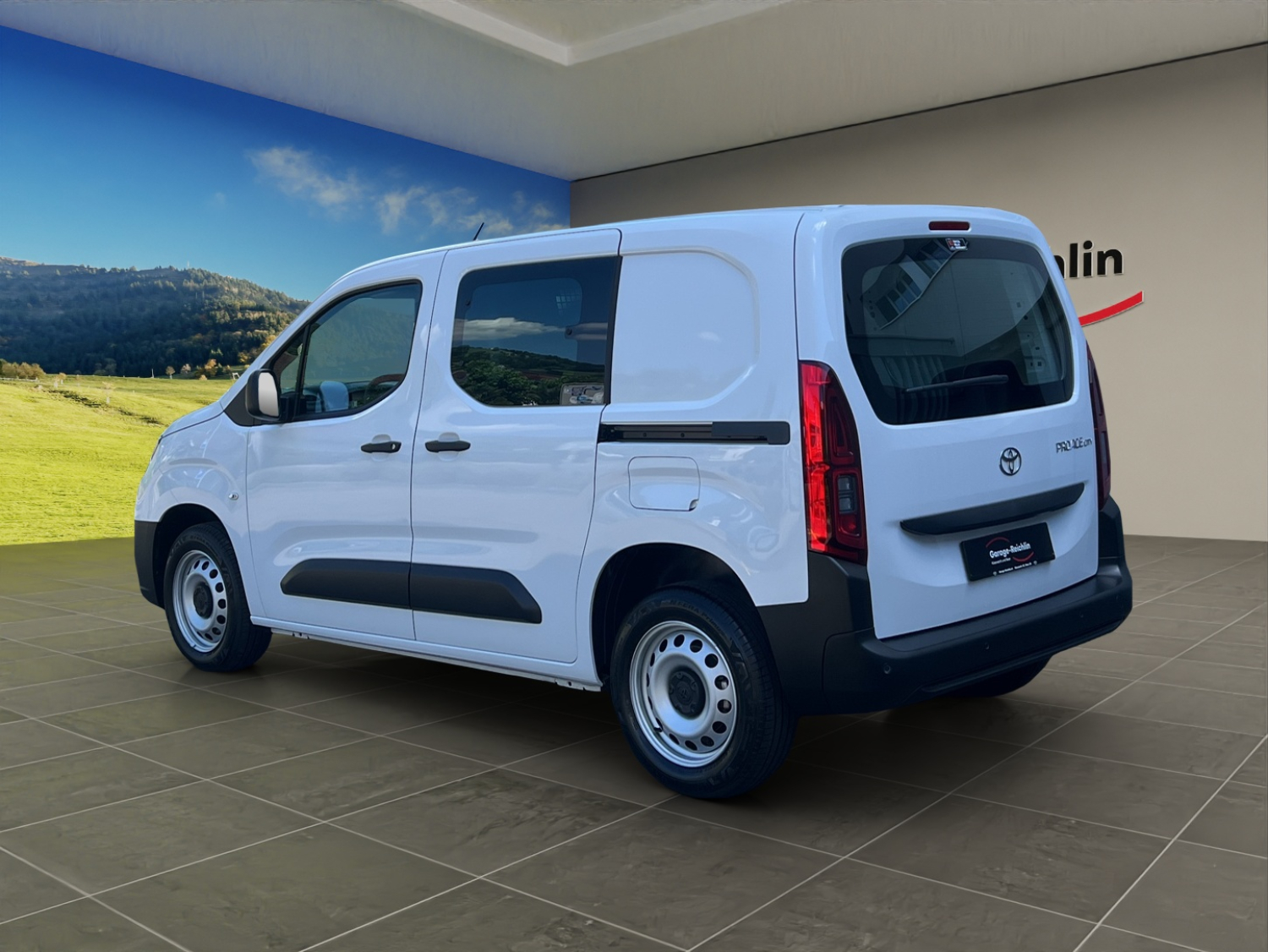 TOYOTA PROACE CITY Van L1 1.5 D Active-image-2