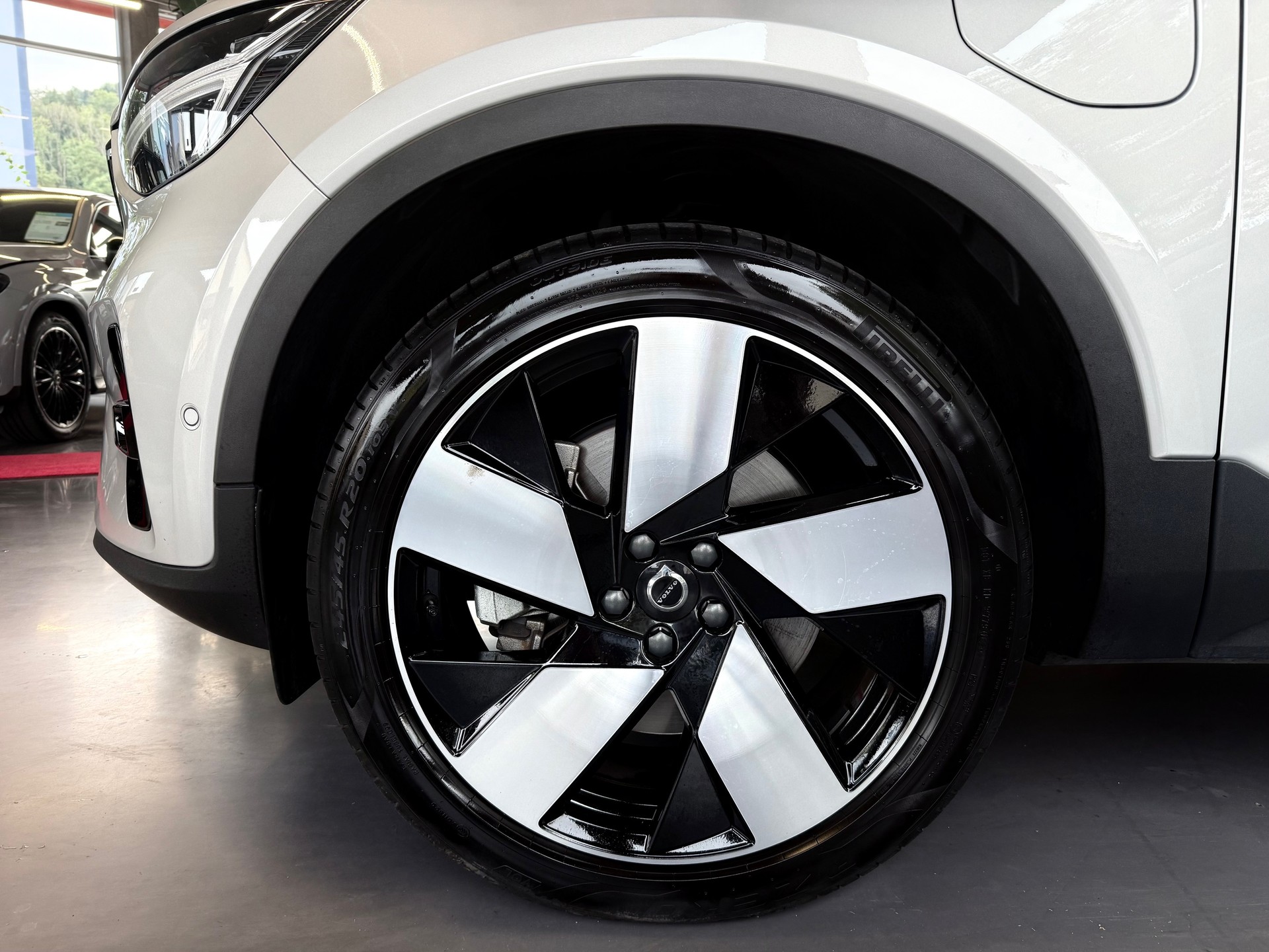 VOLVO XC40 T4 PHEV Ultimate Bright DCT-image-7