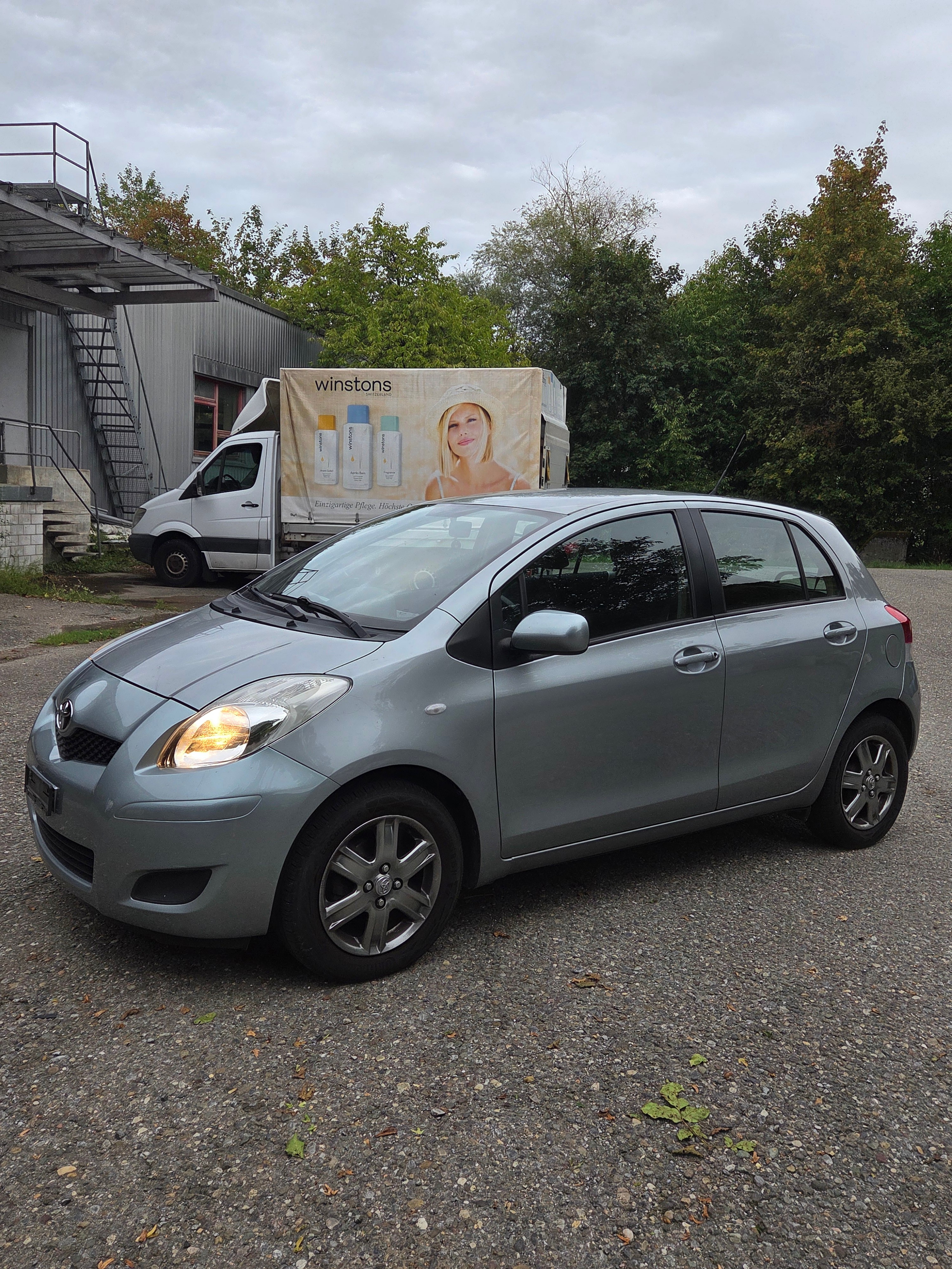 TOYOTA Yaris 1.33 Linea Luna — slika 1