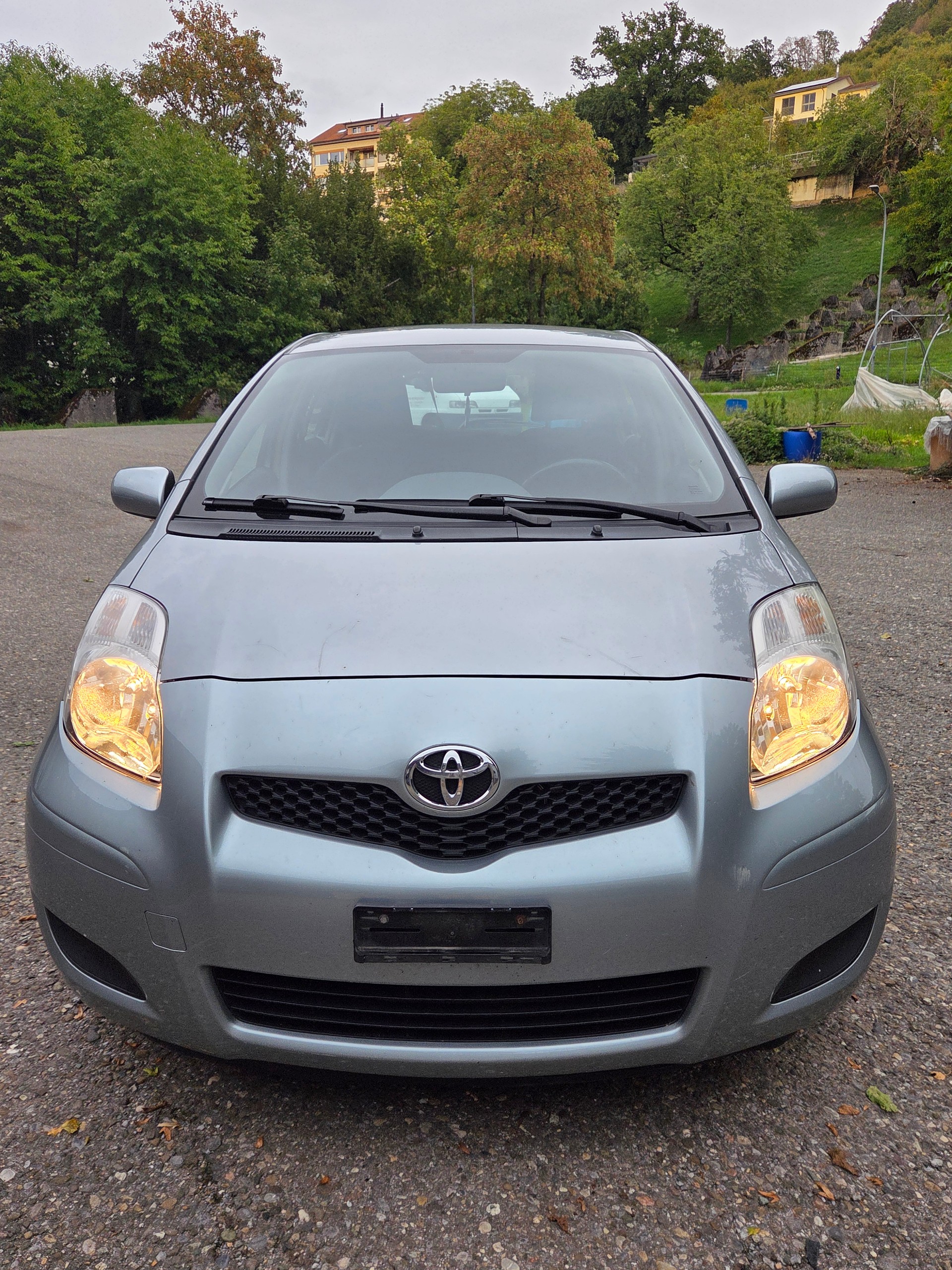 TOYOTA Yaris 1.33 Linea Luna-image-5