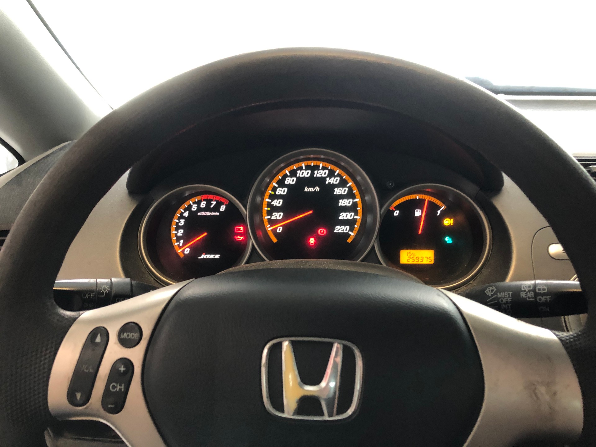 HONDA Jazz 1.4i ES-image-9