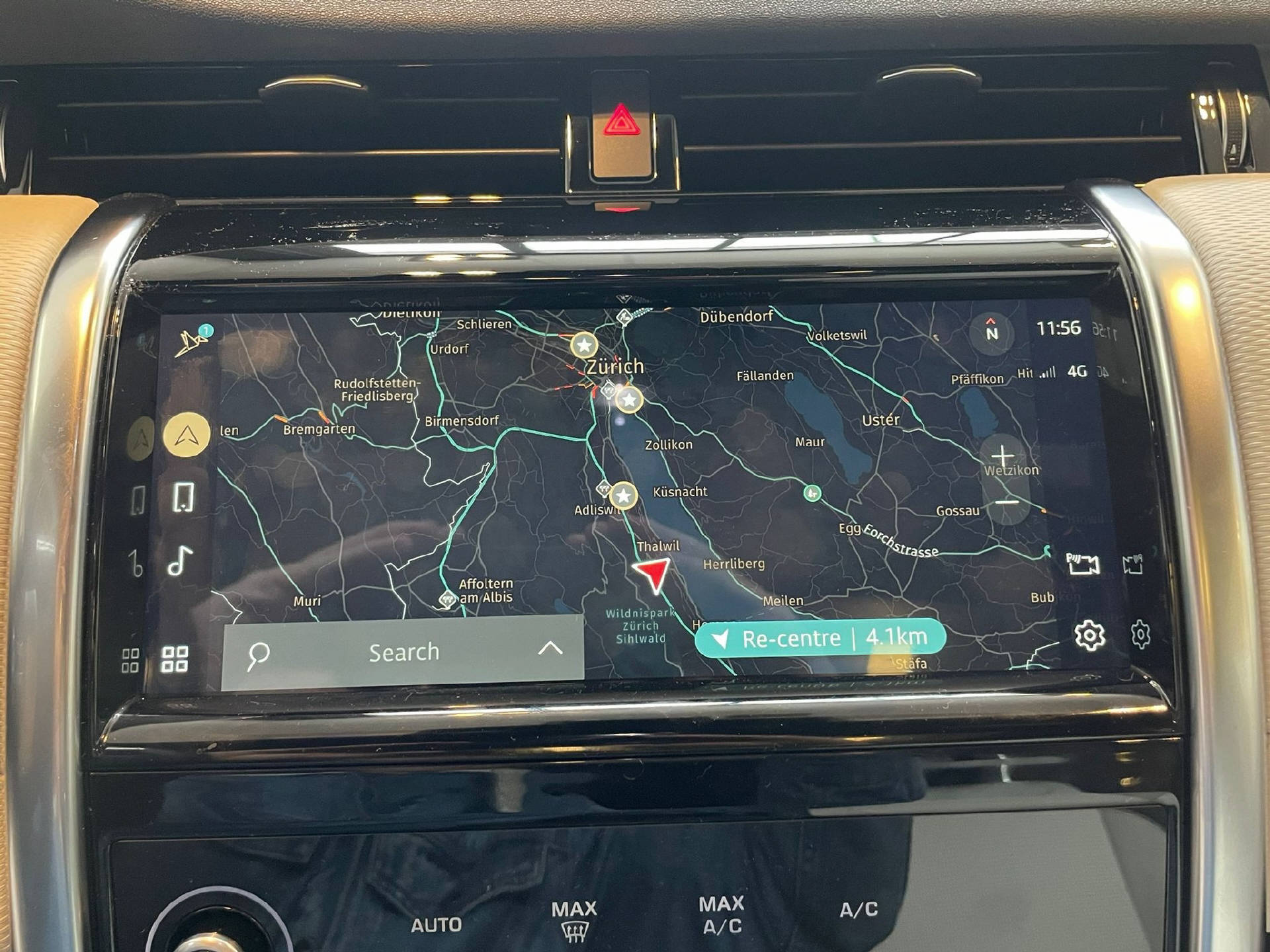 LAND ROVER Discovery Sport 1.5 T 300e R-Dynamic SE-image-10