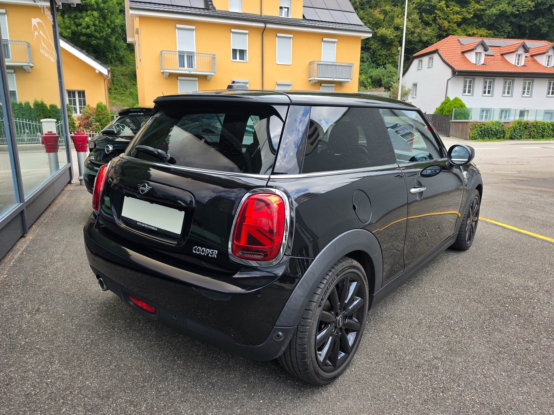 MINI Cooper Blackyard Steptronic DKG-image-2