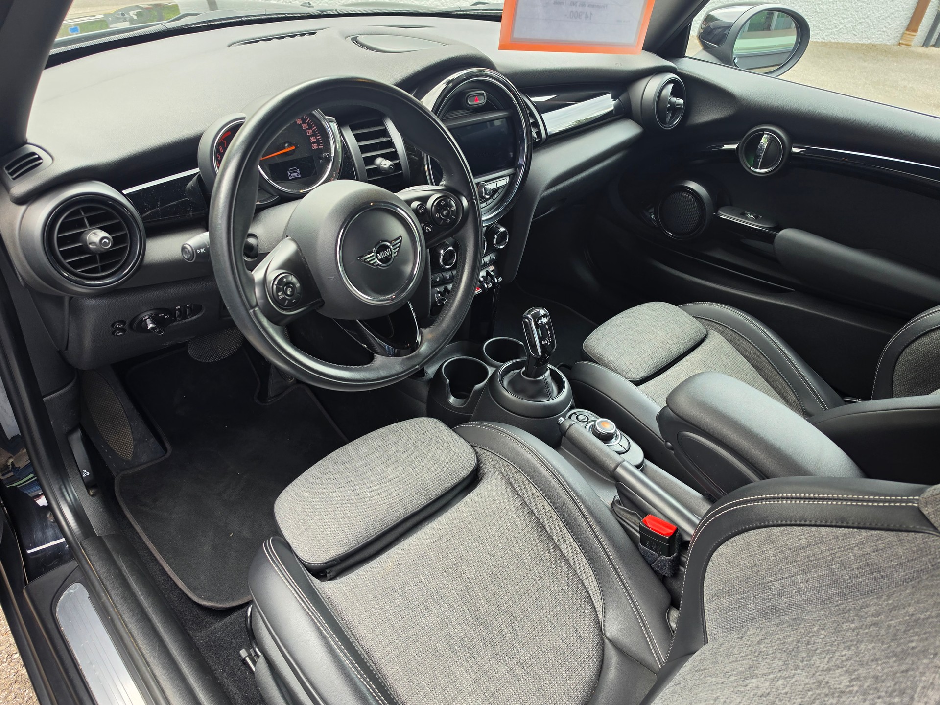 MINI Cooper Blackyard Steptronic DKG-image-4