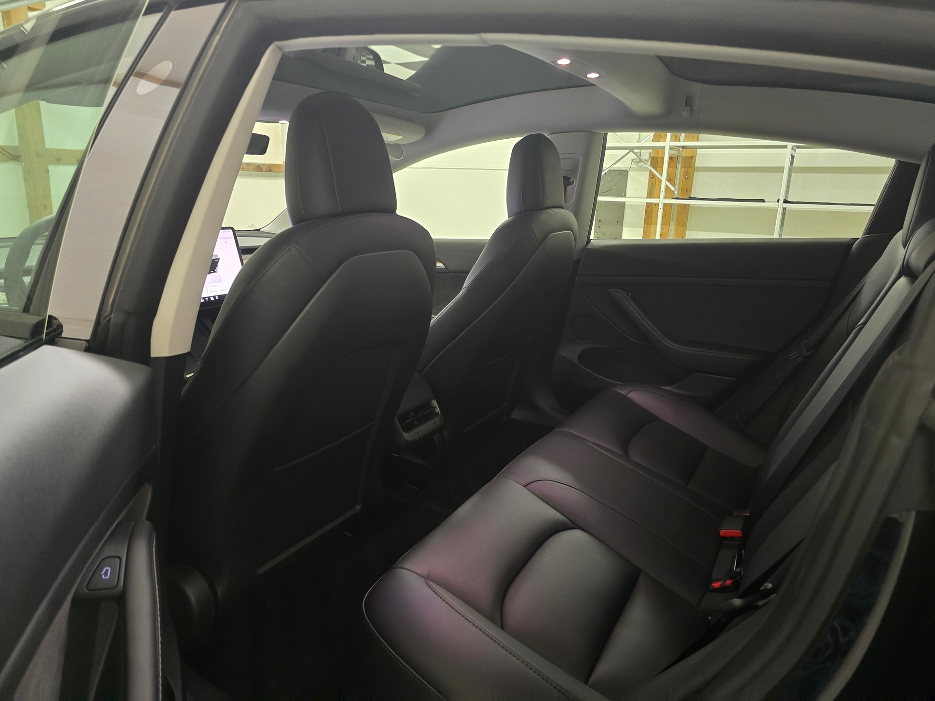 TESLA Model 3 Long Range Dual Motor AWD-image-14
