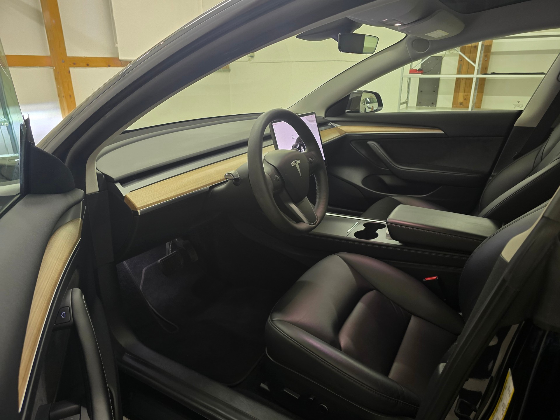 TESLA Model 3 Long Range Dual Motor AWD-image-8