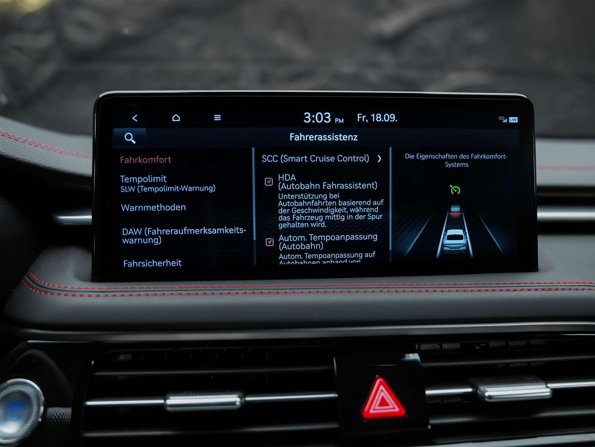 GENESIS G70 2.0 TGDI Sport AT8 AWD *ALL BLACK*Werksgarantie*Lenkradheizung*Sitzbelüftung*Head-Up*-image-40