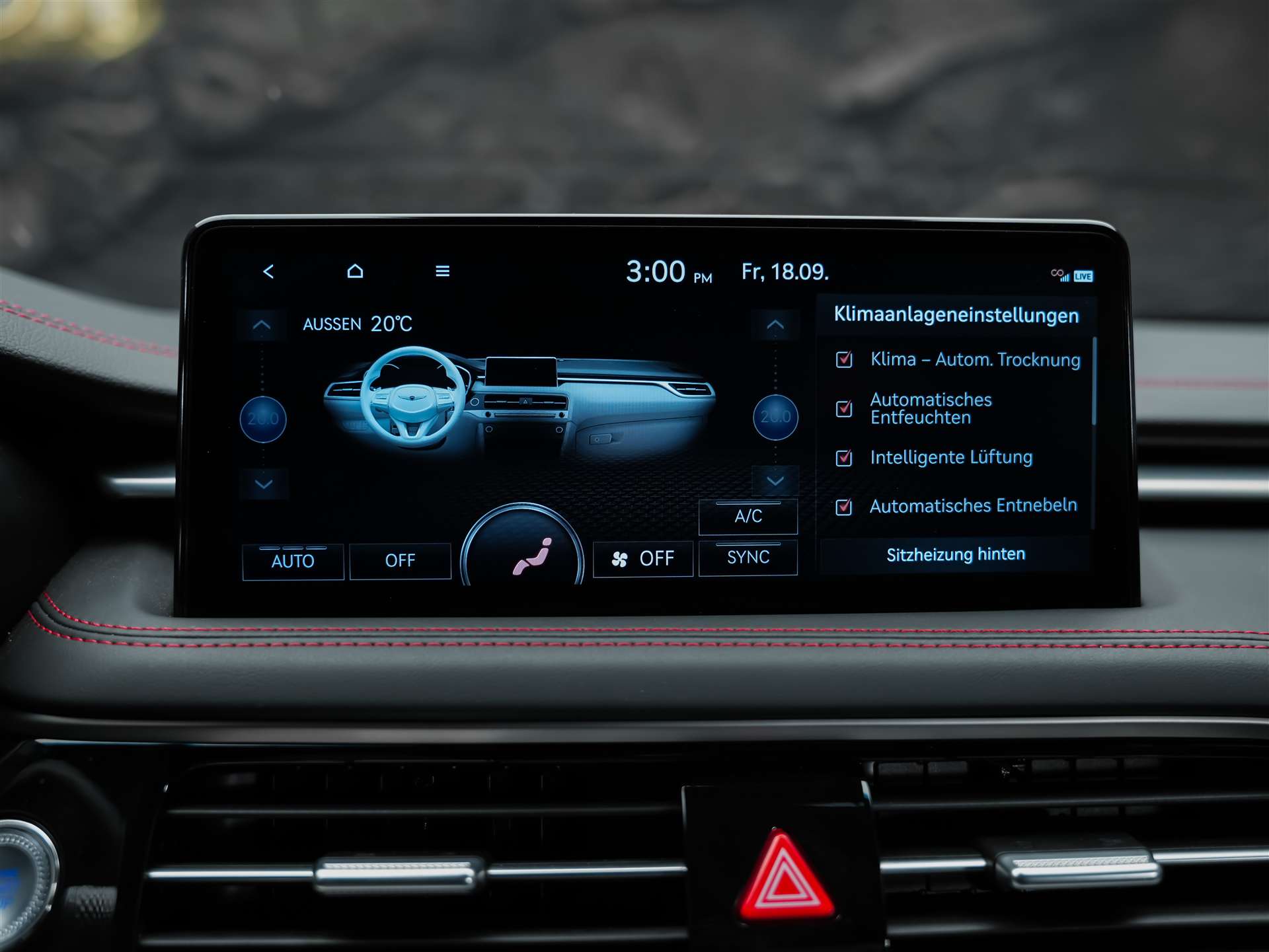 GENESIS G70 2.0 TGDI Sport AT8 AWD *ALL BLACK*Werksgarantie*Lenkradheizung*Sitzbelüftung*Head-Up*-image-36