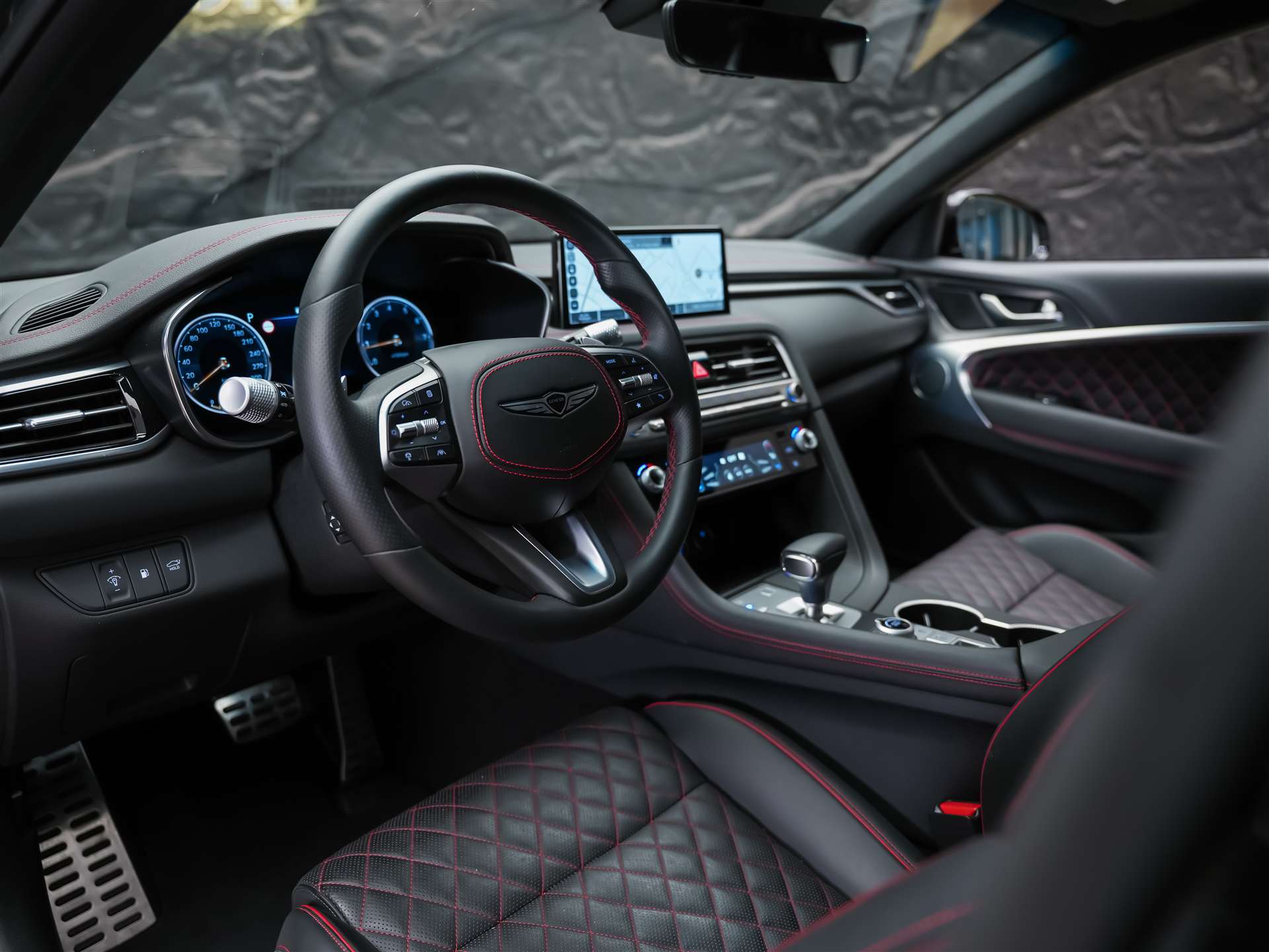 GENESIS G70 2.0 TGDI Sport AT8 AWD *ALL BLACK*Werksgarantie*Lenkradheizung*Sitzbelüftung*Head-Up*-image-7