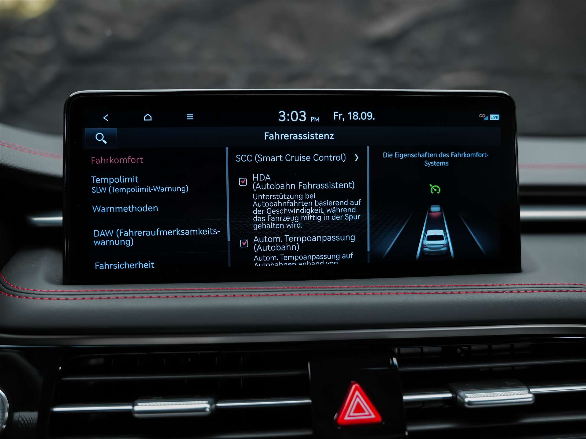 GENESIS G70 2.0 TGDI Sport AT8 AWD *ALL BLACK*Werksgarantie*Lenkradheizung*Sitzbelüftung*Head-Up*-image-37