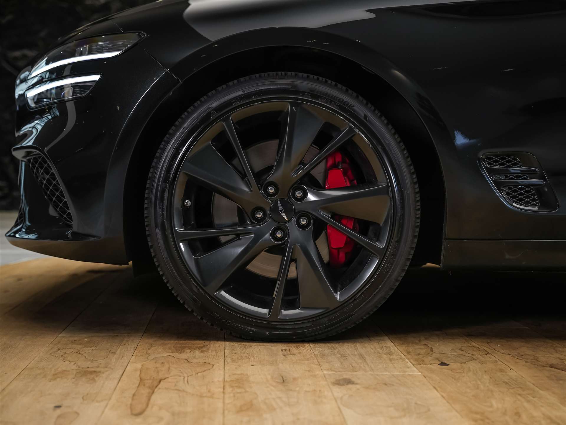 GENESIS G70 2.0 TGDI Sport AT8 AWD *ALL BLACK*Werksgarantie*Lenkradheizung*Sitzbelüftung*Head-Up*-image-17