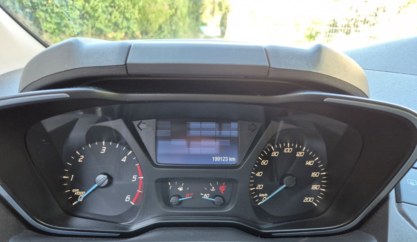 FORD Tourneo Custom 300 L1H1 Titanium-image-7