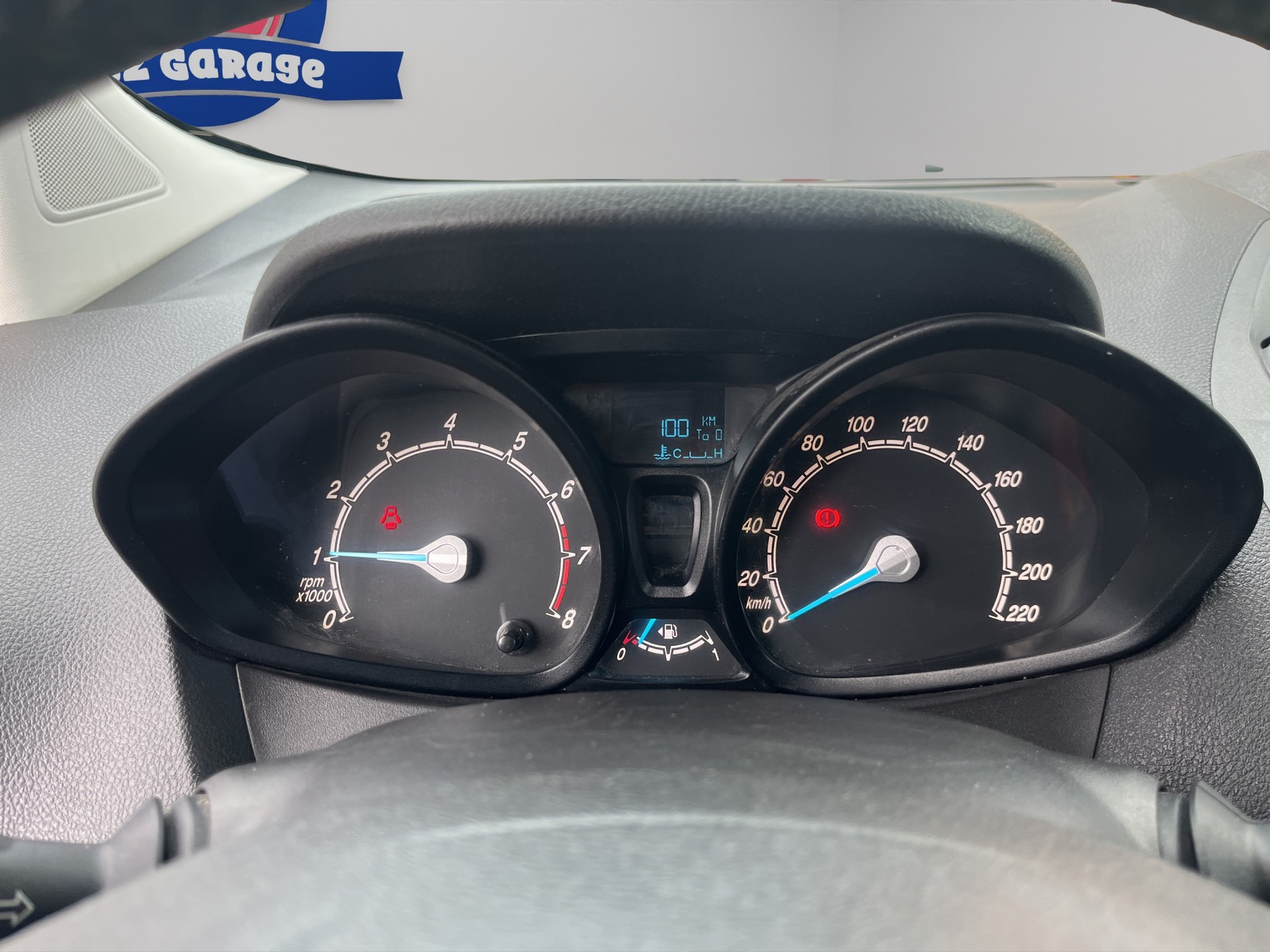 FORD Transit Courier Van 1.0 EcoBoost Trend-image-10