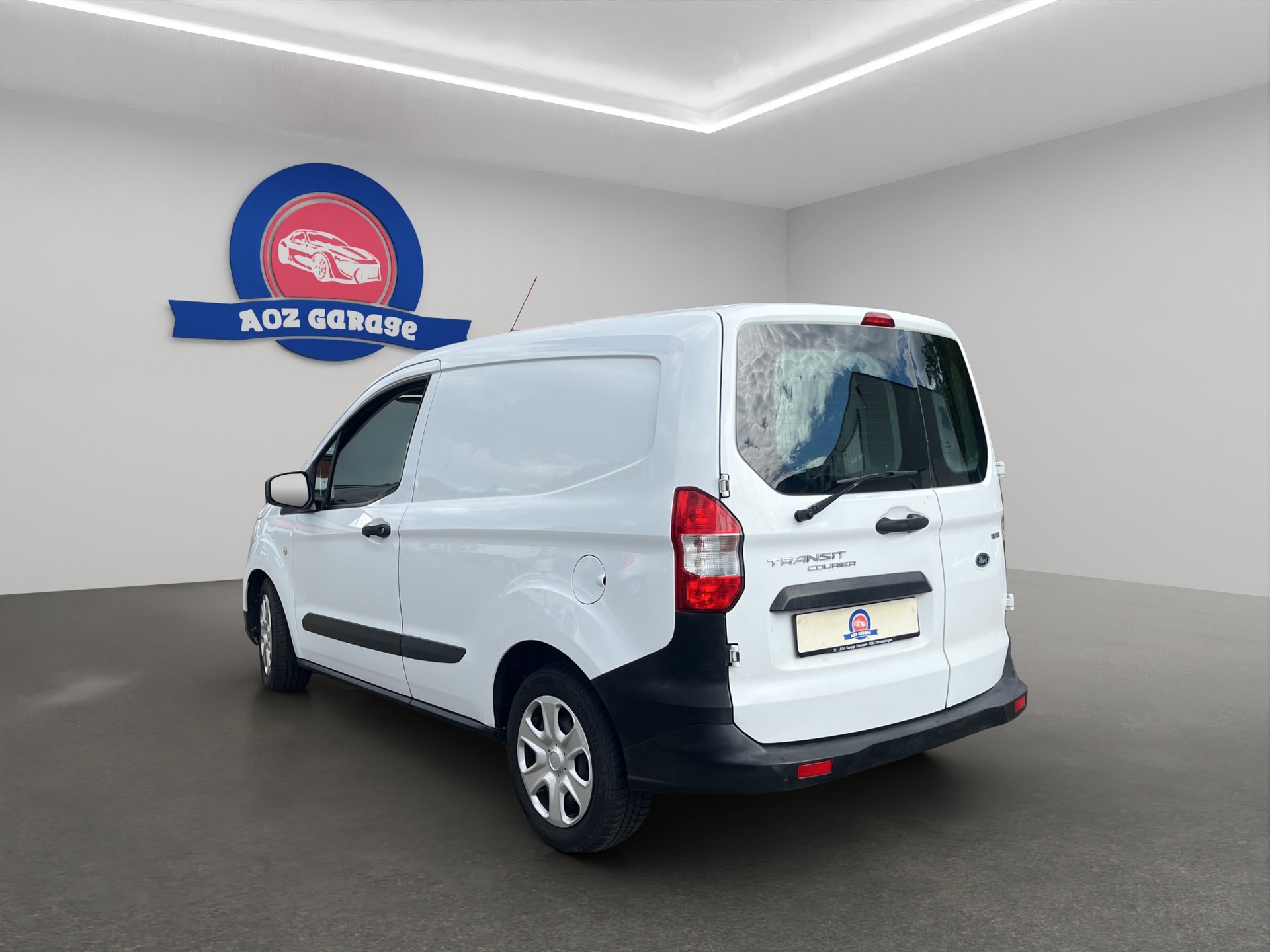 FORD Transit Courier Van 1.0 EcoBoost Trend-image-2