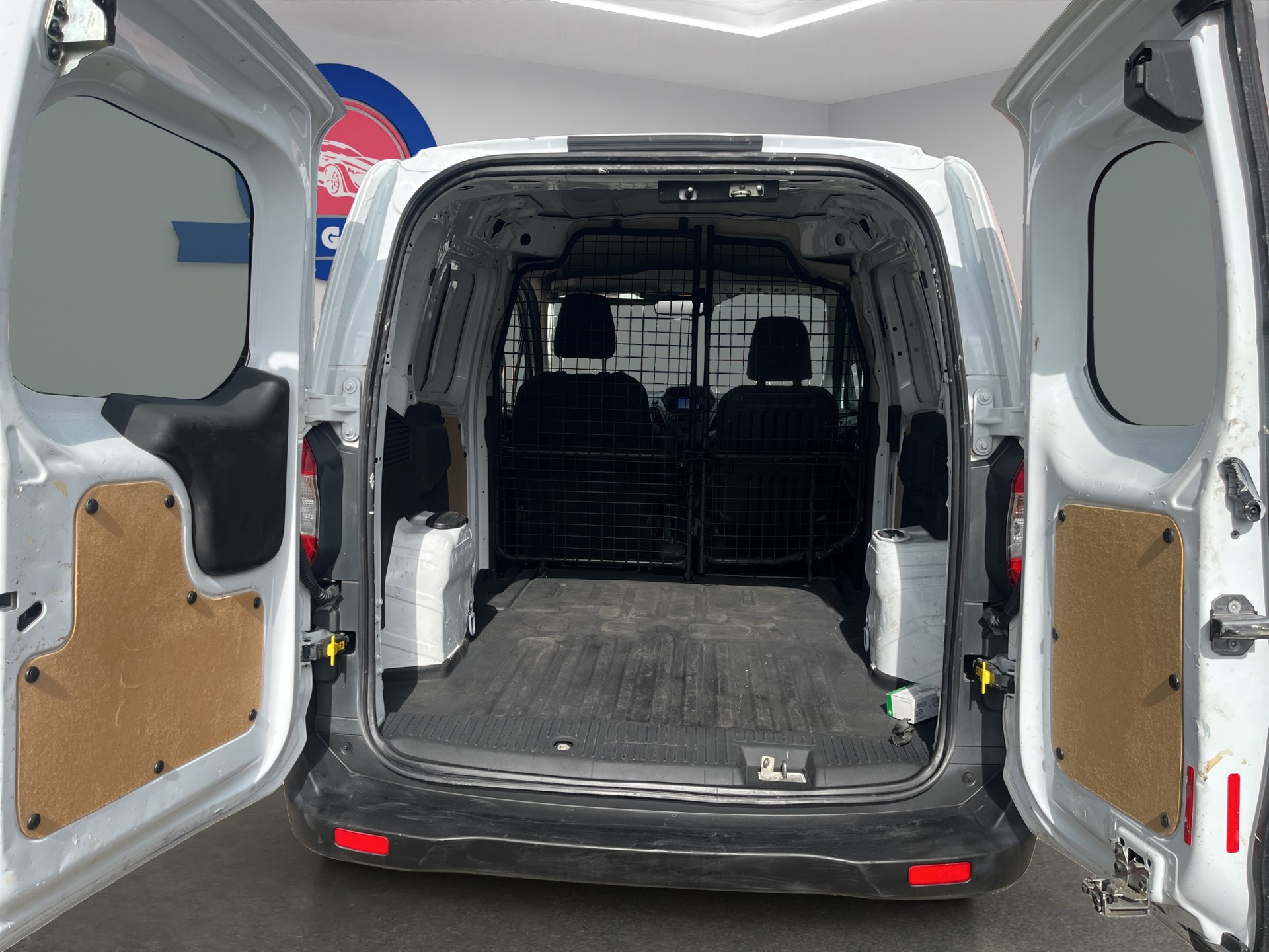 FORD Transit Courier Van 1.0 EcoBoost Trend-image-14