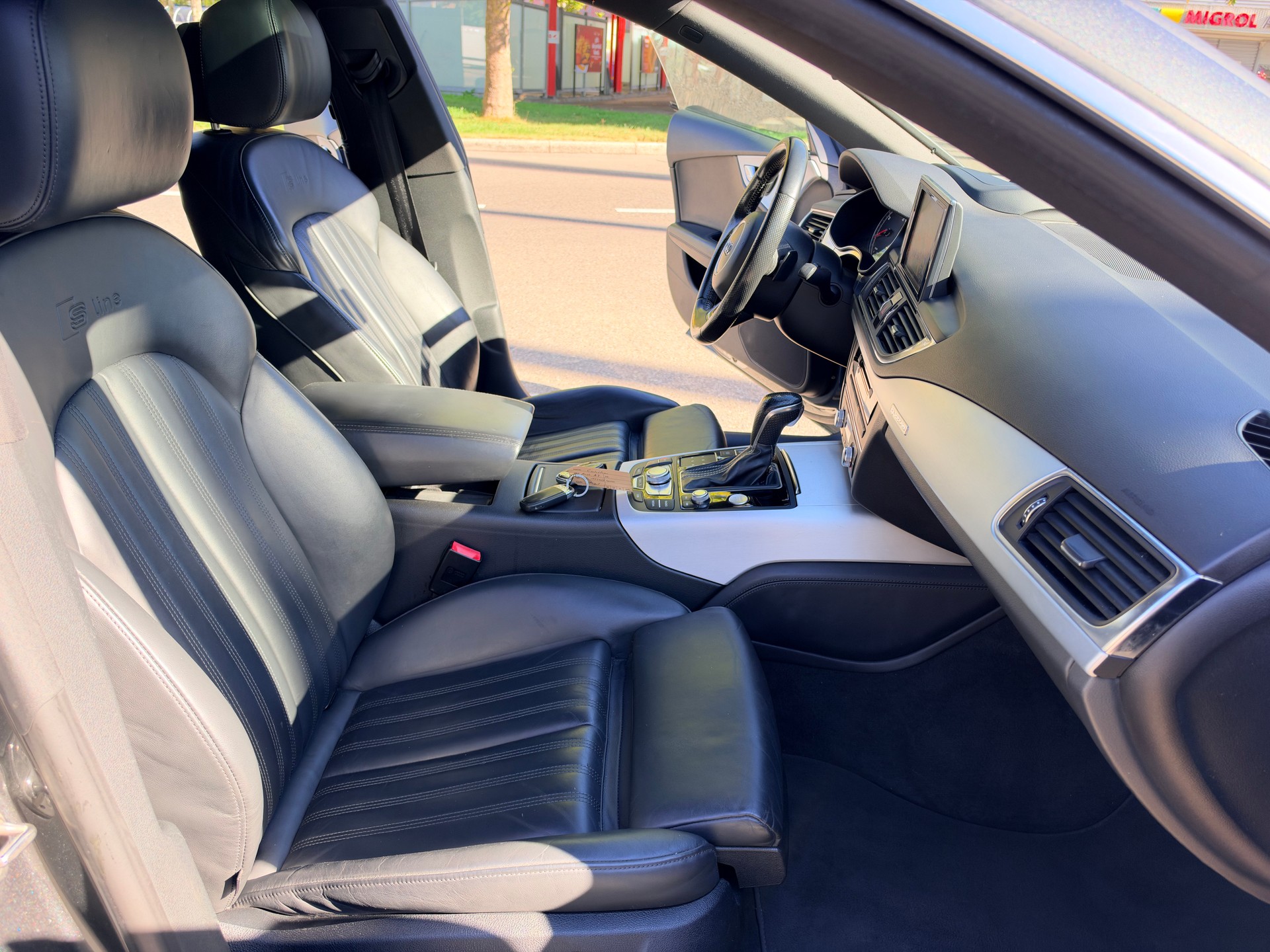 AUDI A7 Sportback 3.0 BiTDI quattro tiptronic-image-12
