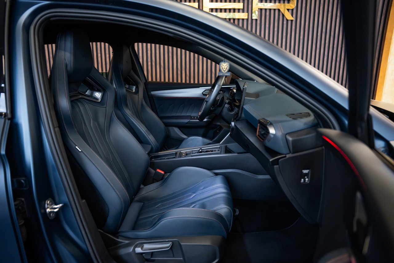 CUPRA LEON ST 2.0 TSI VZ CUP DSG 4Drive-image-16