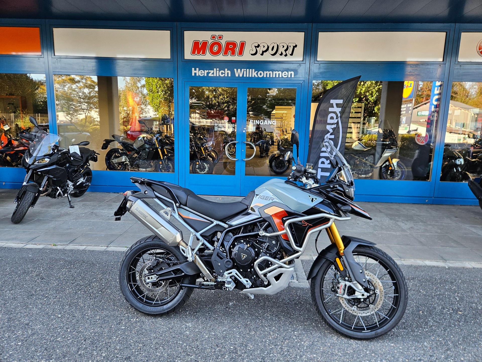 TRIUMPH Tiger 900 Desert Edition