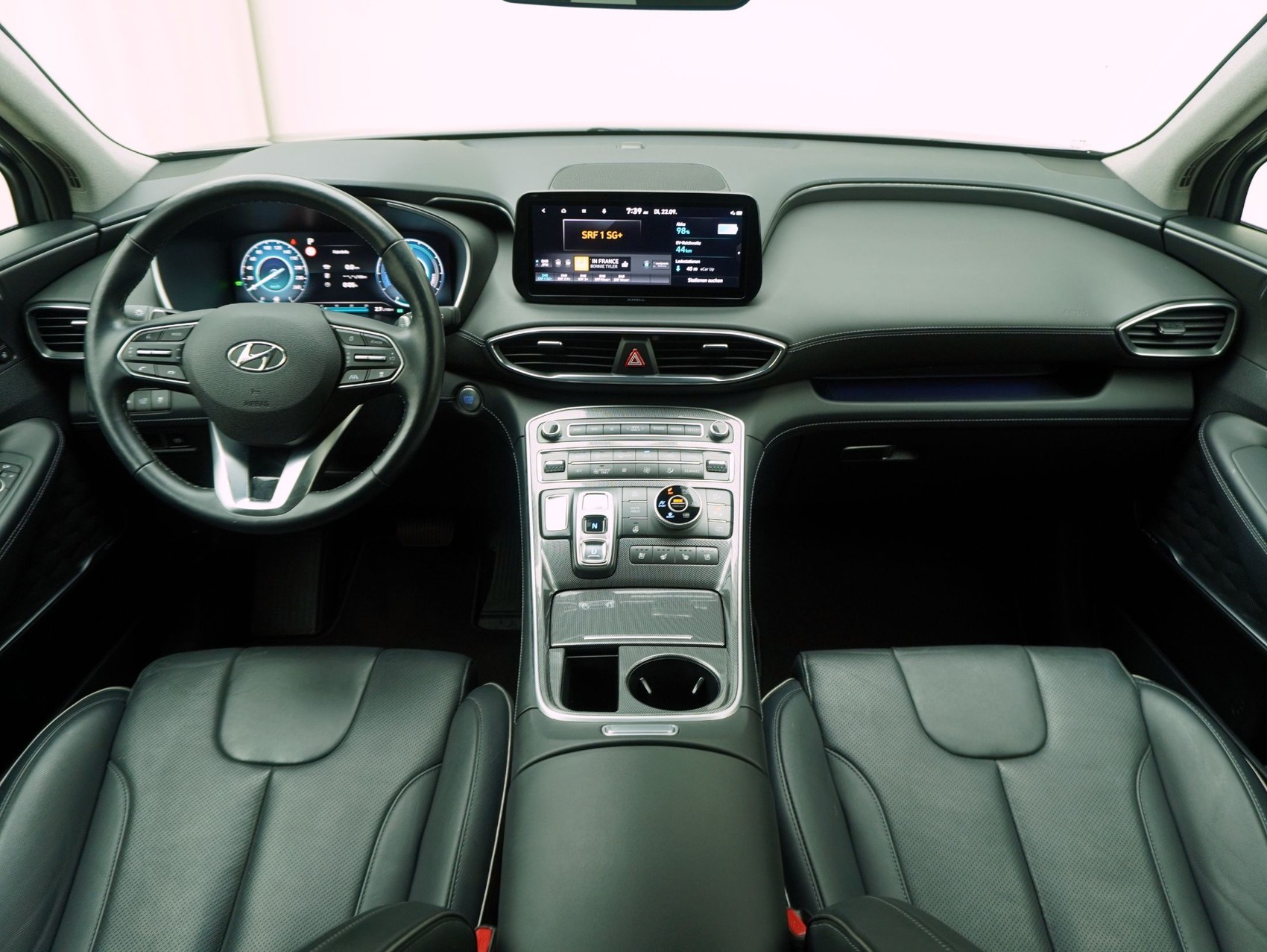 HYUNDAI Santa Fe 1.6 T-GDi PHEV Premium-image-13