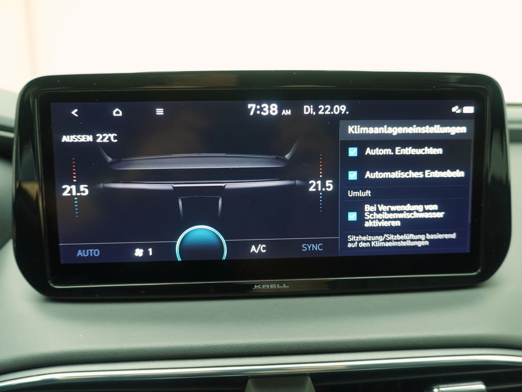 HYUNDAI Santa Fe 1.6 T-GDi PHEV Premium-image-17