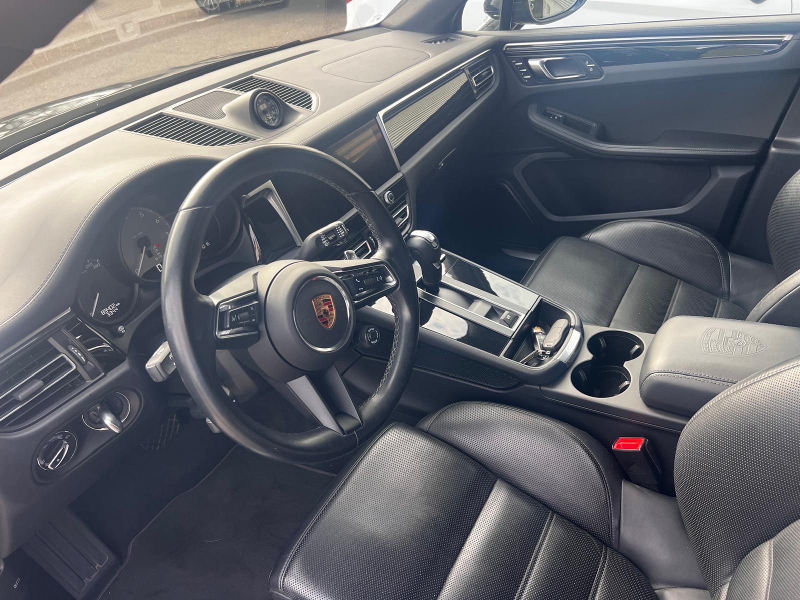 PORSCHE Macan S PDK-image-3