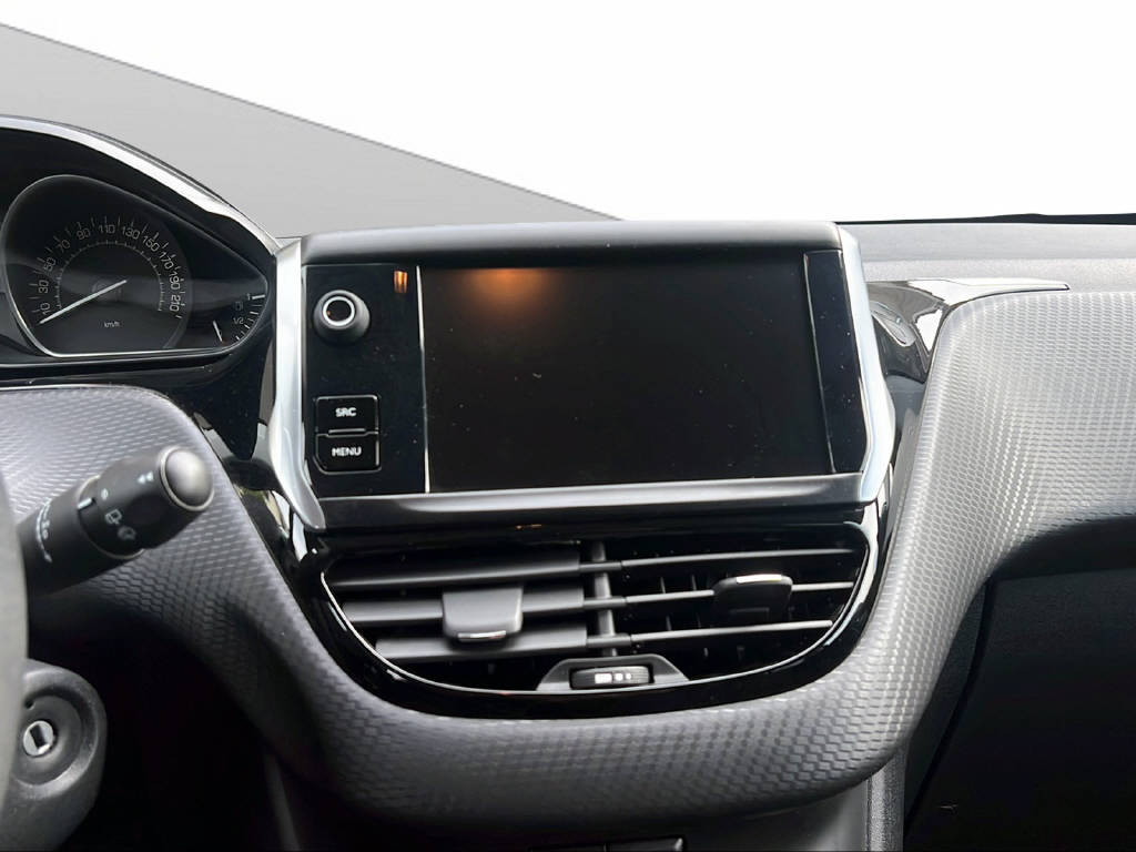 PEUGEOT 208 1.2 PureTech Access-image-11