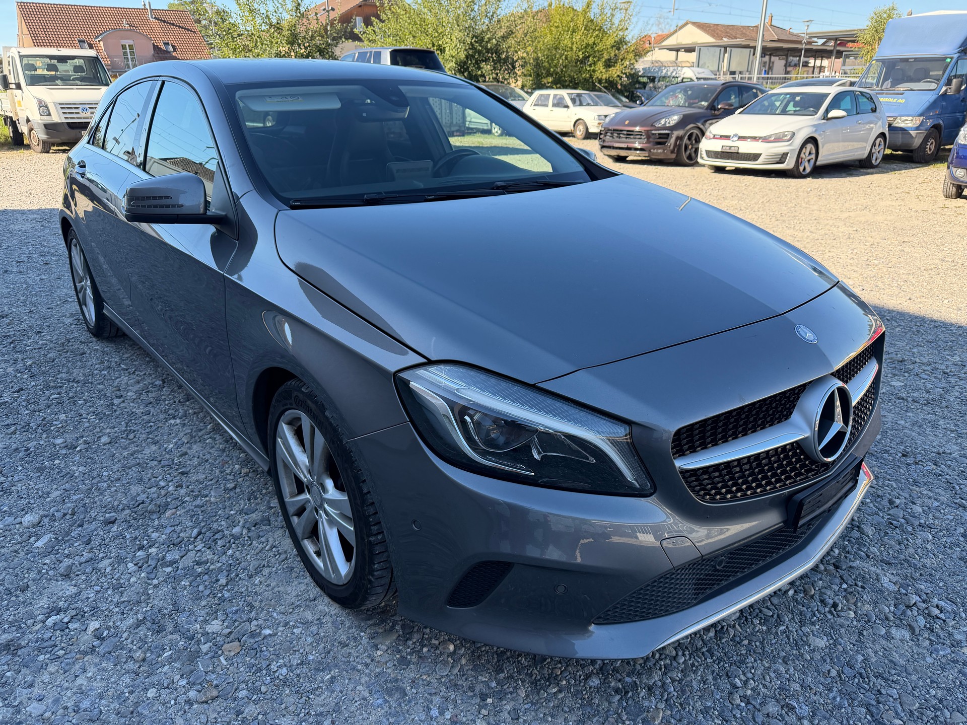 MERCEDES-BENZ A 180 Night Star 7G-DCT-image-1