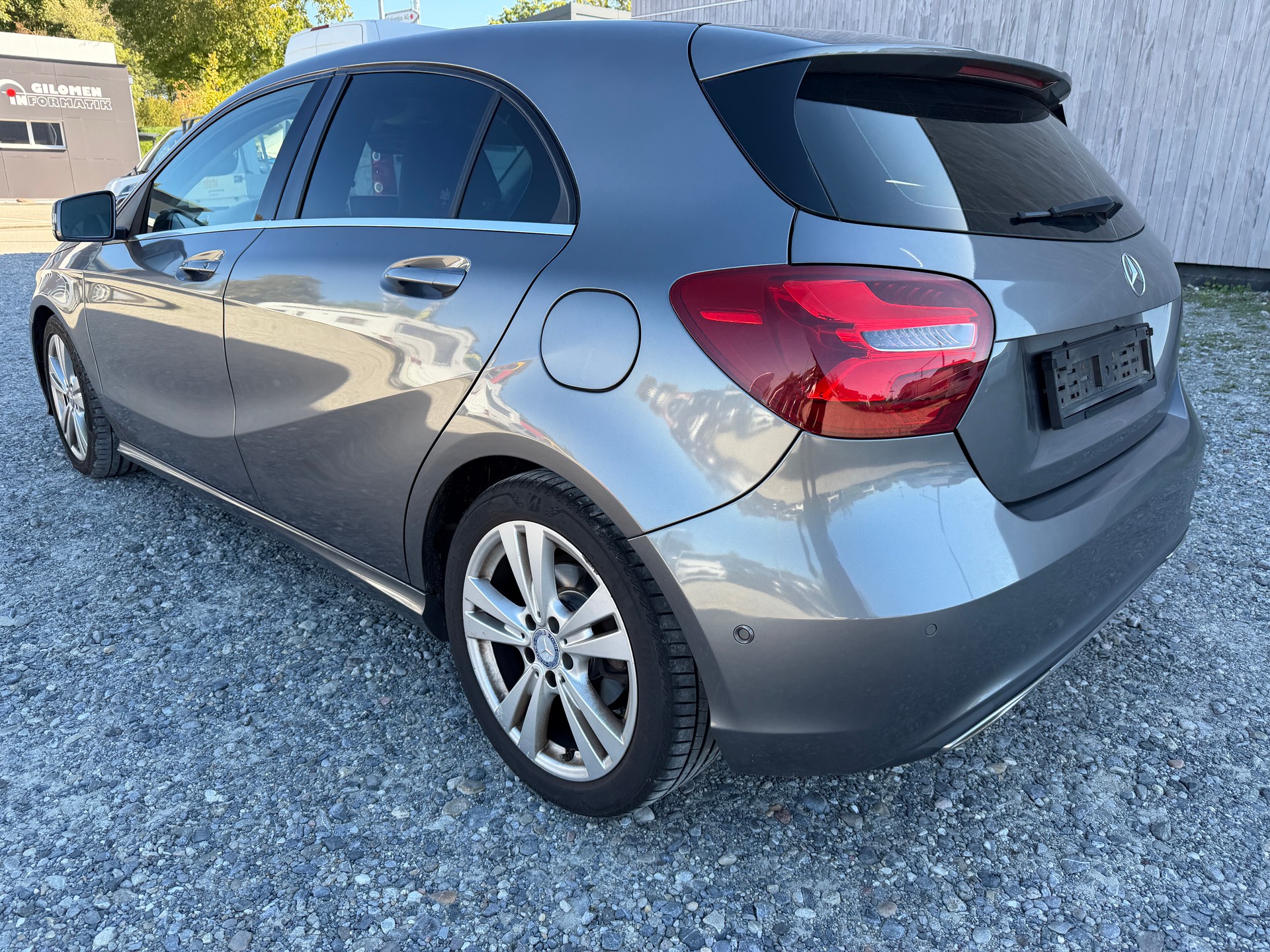 MERCEDES-BENZ A 180 Night Star 7G-DCT-image-3