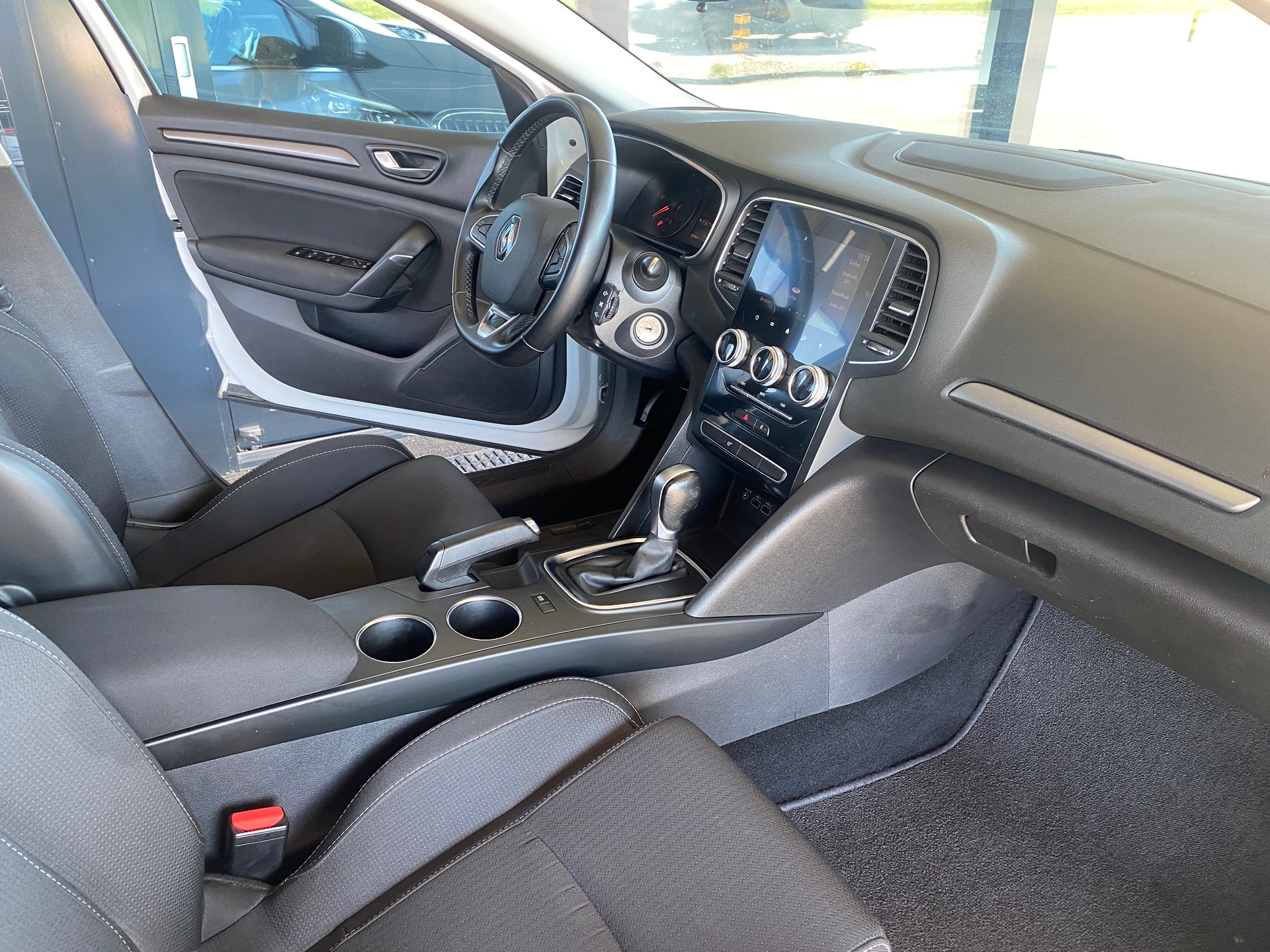 RENAULT Mégane Grandtour 1.5 dCi Business EDC-image-5