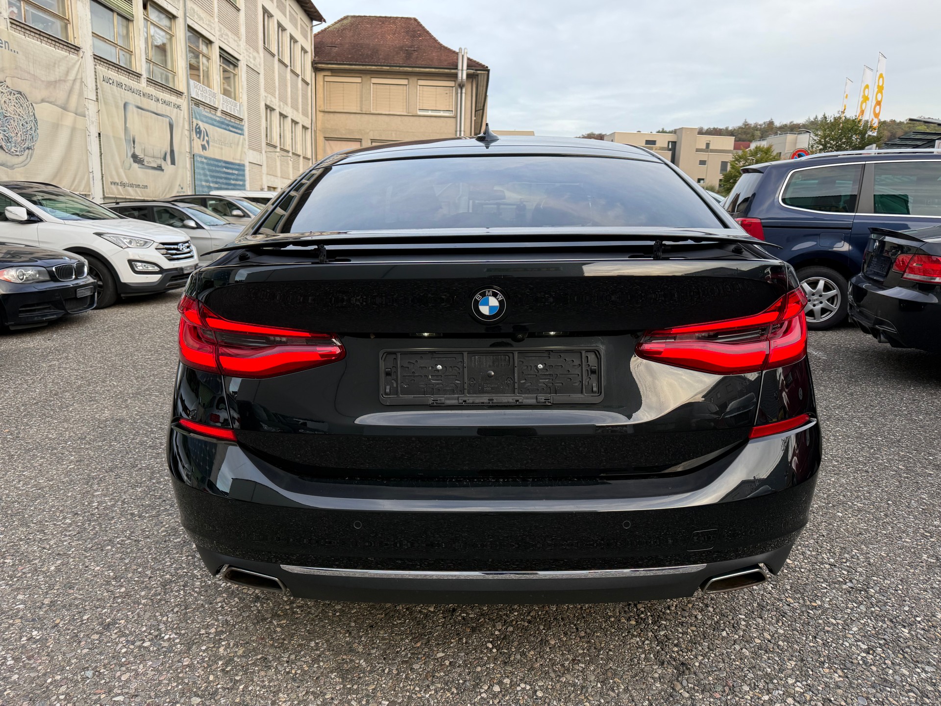 BMW 630d GT xDrive 48V Luxury Line Steptronic-showroom-element-3