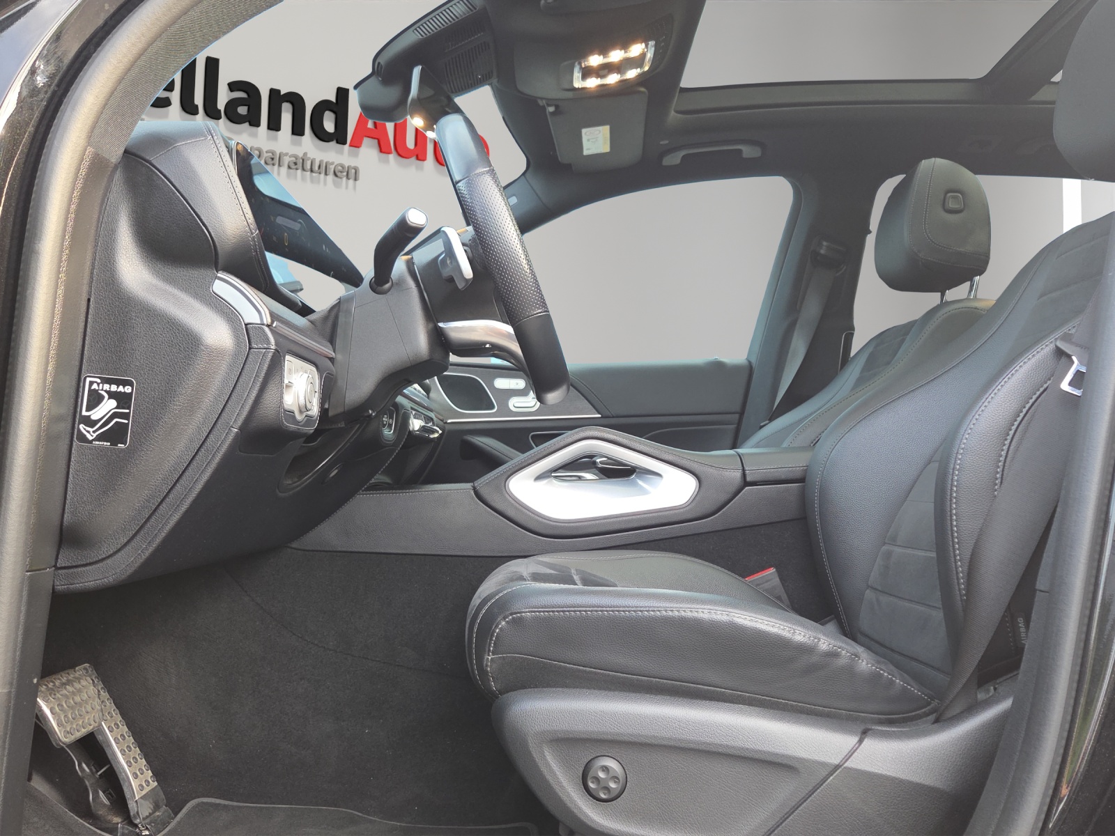 MERCEDES-BENZ GLE 300 d 4Matic AMG Line 9G-Tronic-image-8