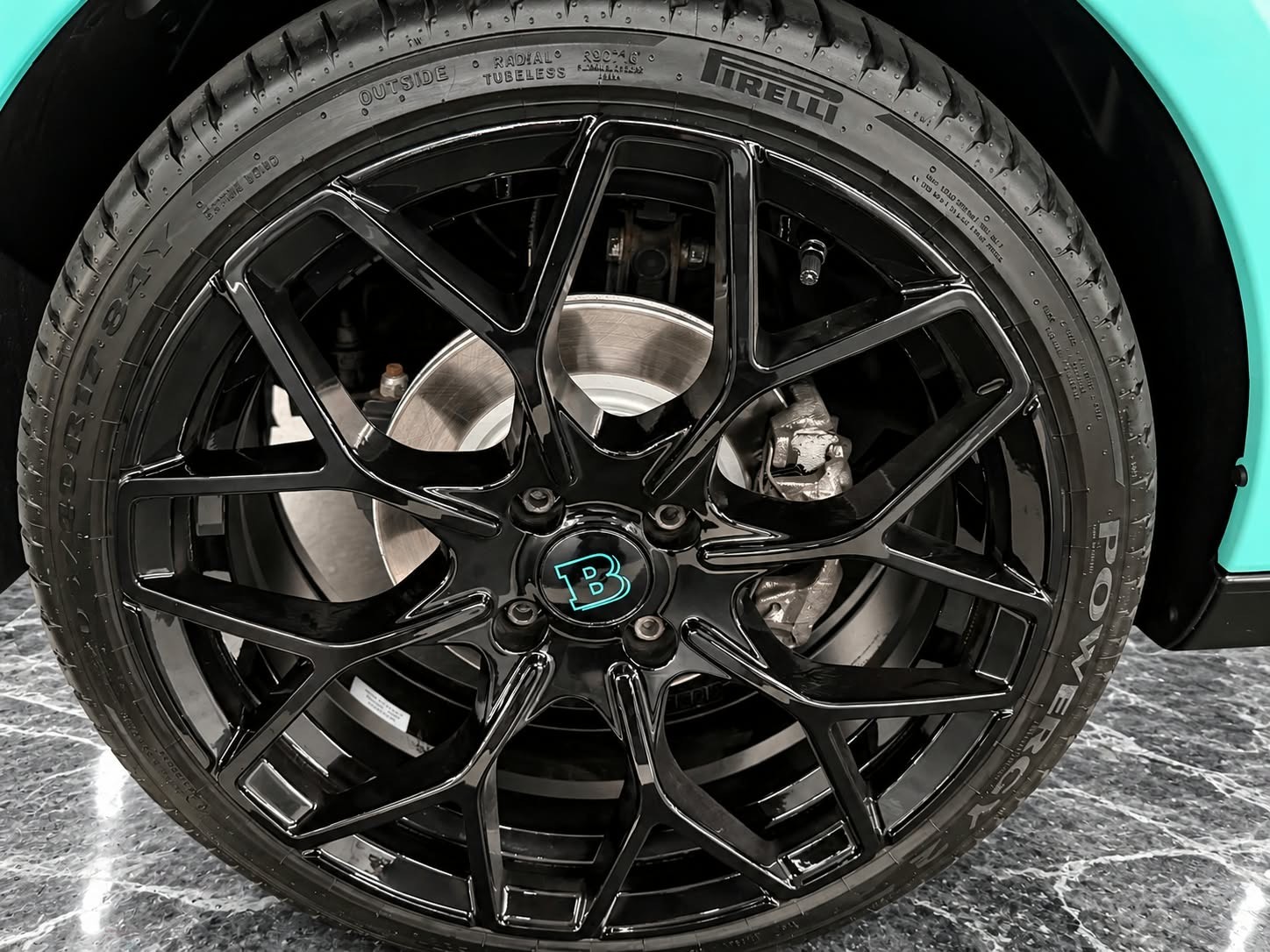 SMART fortwo Brabus Xclusive 130 Tiffany Blue twinmatic-image-16