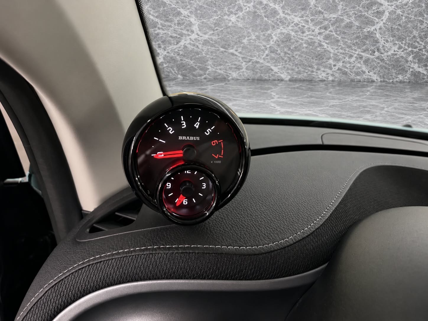SMART fortwo Brabus Xclusive 130 Tiffany Blue twinmatic-image-23