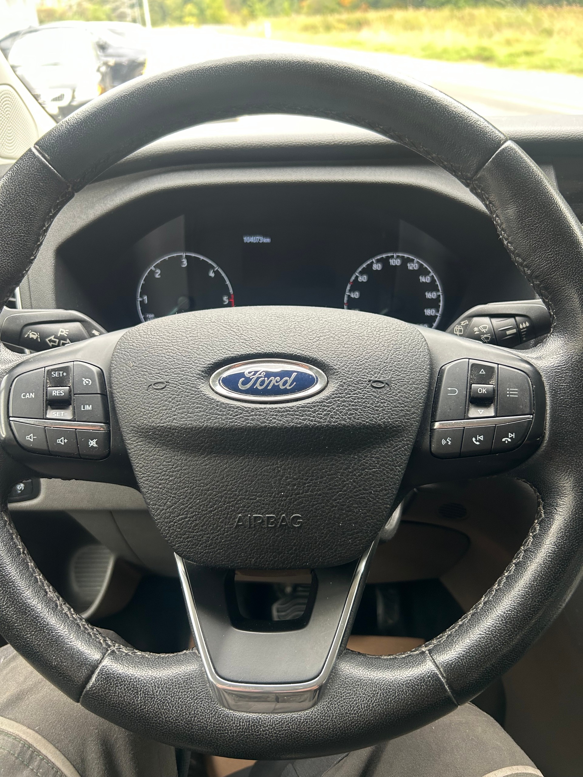 FORD Tourneo Custom 320 L1H1 Titanium X A-image-8