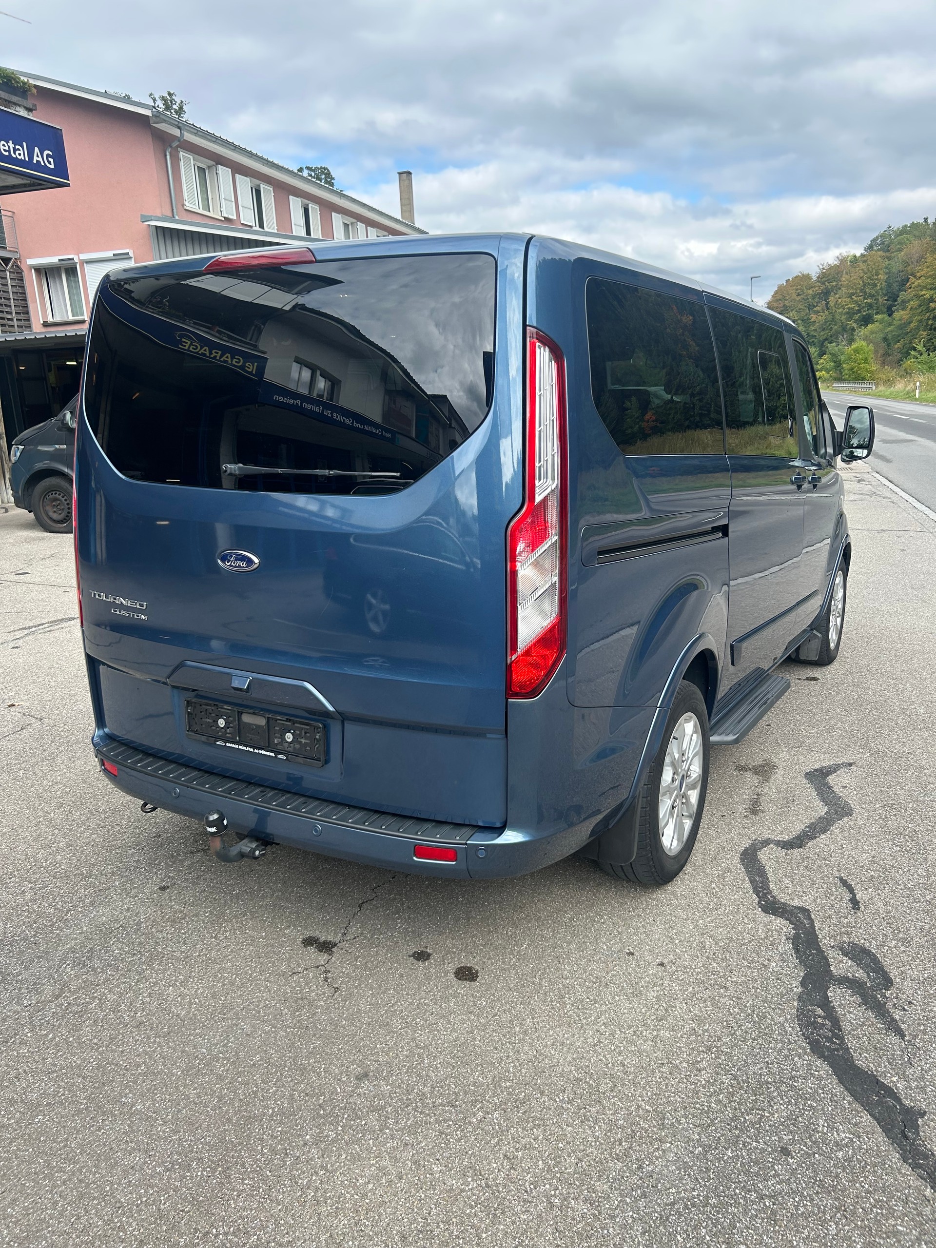 FORD Tourneo Custom 320 L1H1 Titanium X A-image-7