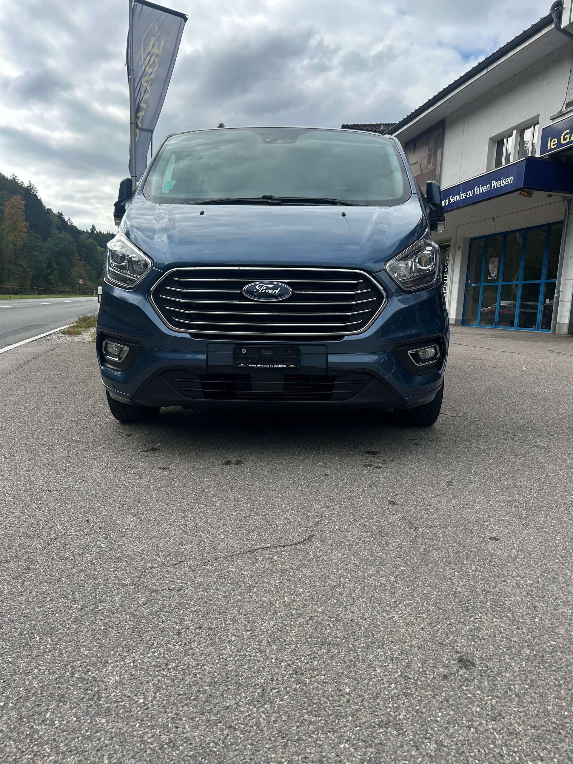 FORD Tourneo Custom 320 L1H1 Titanium X A-image-0