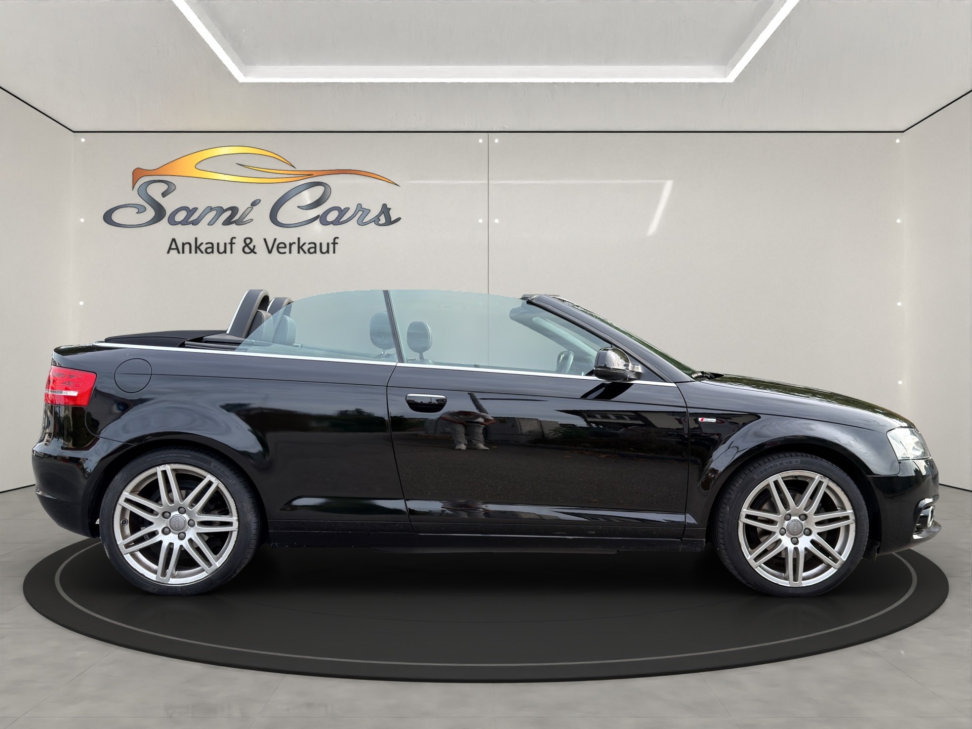 AUDI A3 Cabriolet 1.8 TFSI Ambition S-tronic-image-1