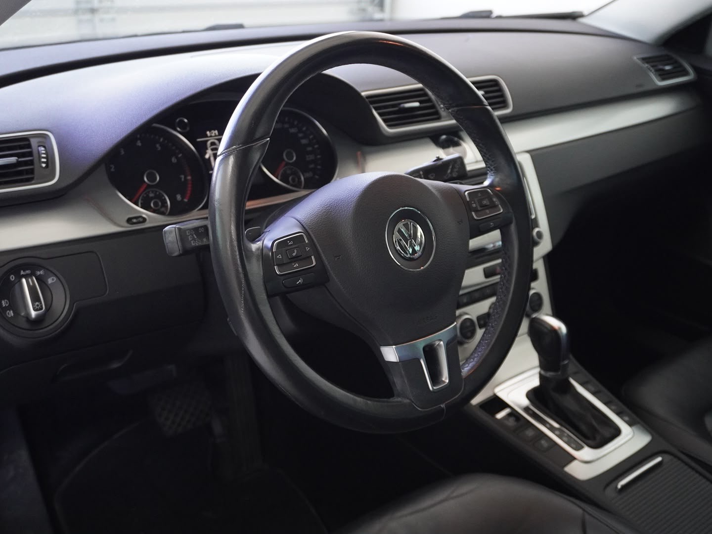 VW Passat Variant 1.4 TSI BMT Highline DSG-image-2