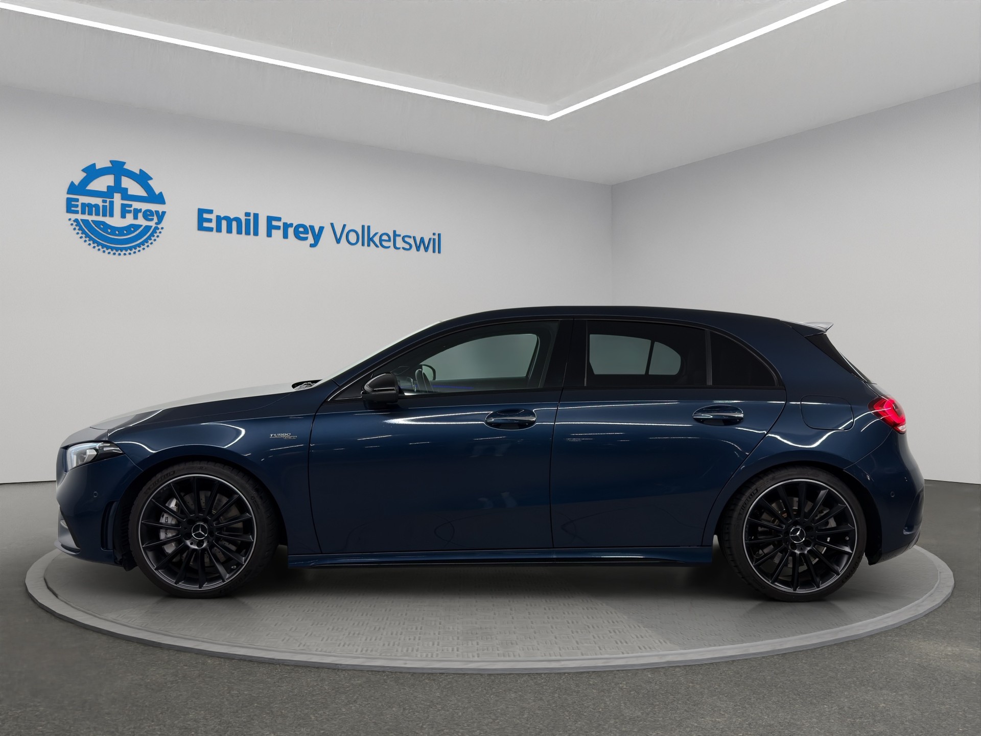 MERCEDES-BENZ A-Klasse A 35 AMG 4matic-showroom-element-1