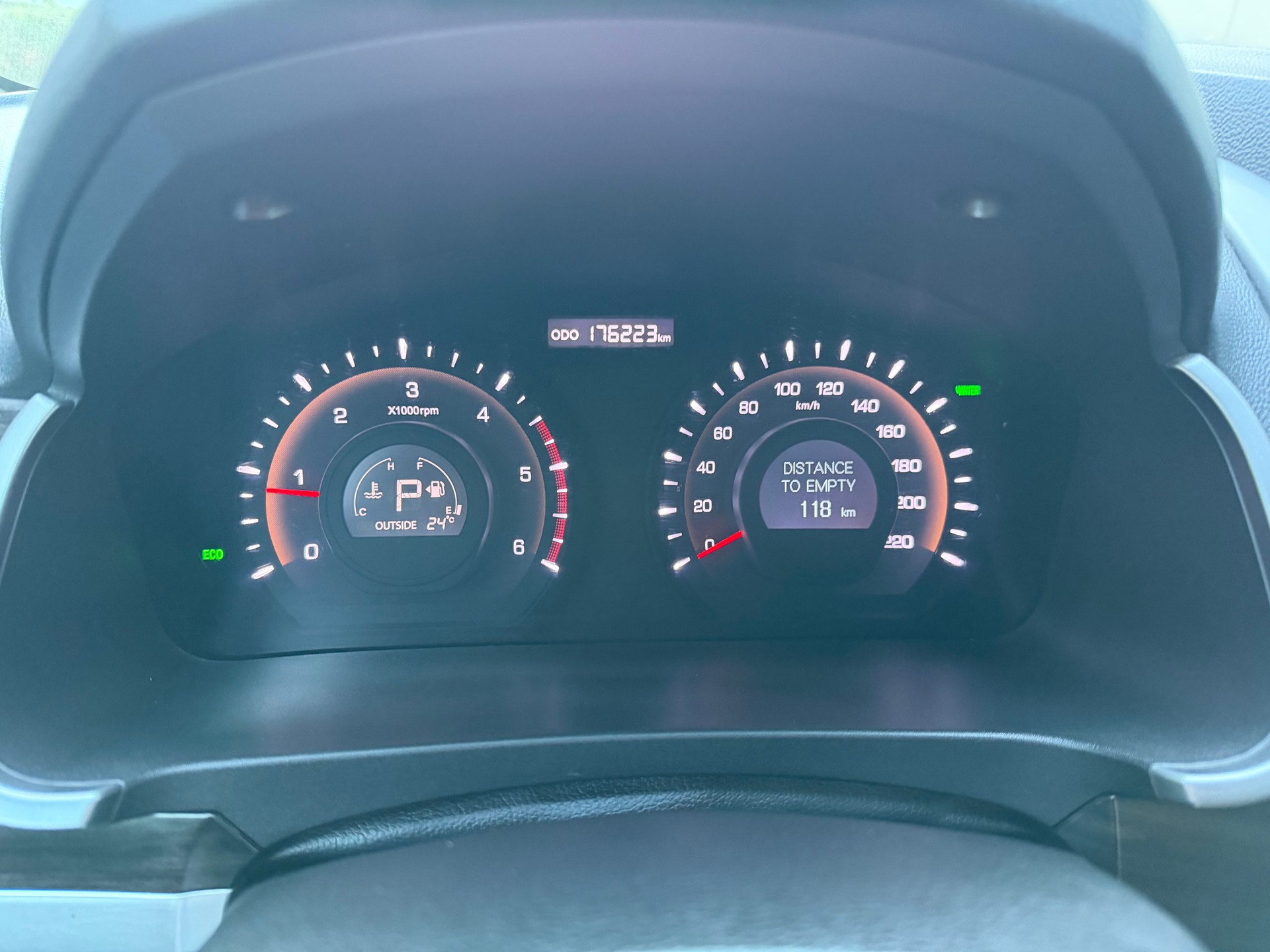 KGM-SsangYong Korando 2.0 e-XDI Quartz 4WD Automatic-image-5