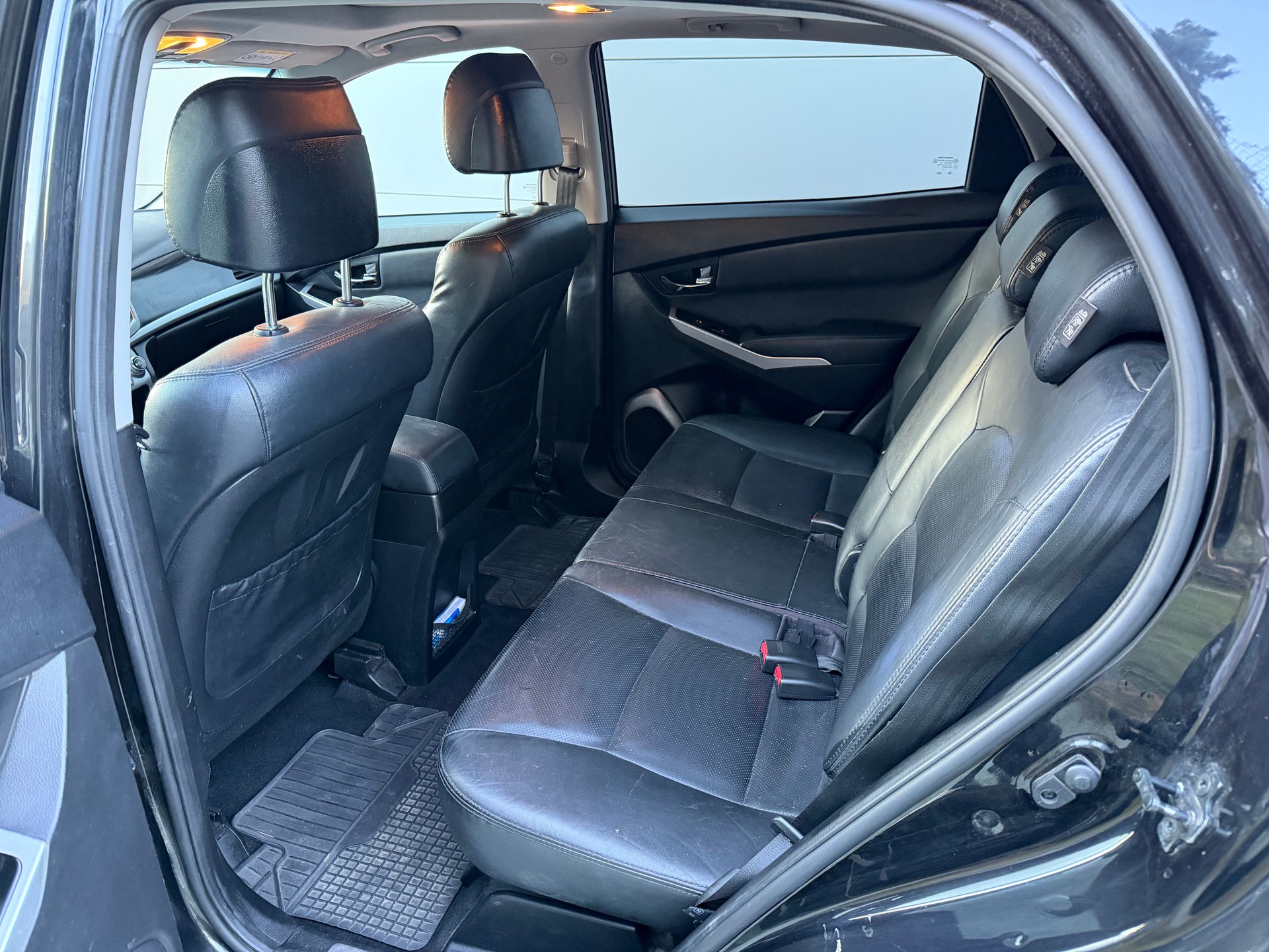 KGM-SsangYong Korando 2.0 e-XDI Quartz 4WD Automatic-image-8