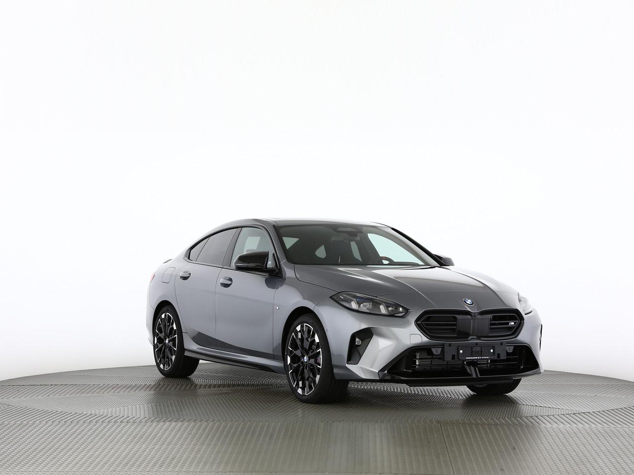 BMW M235i xDrive Gran Coupé-image-21