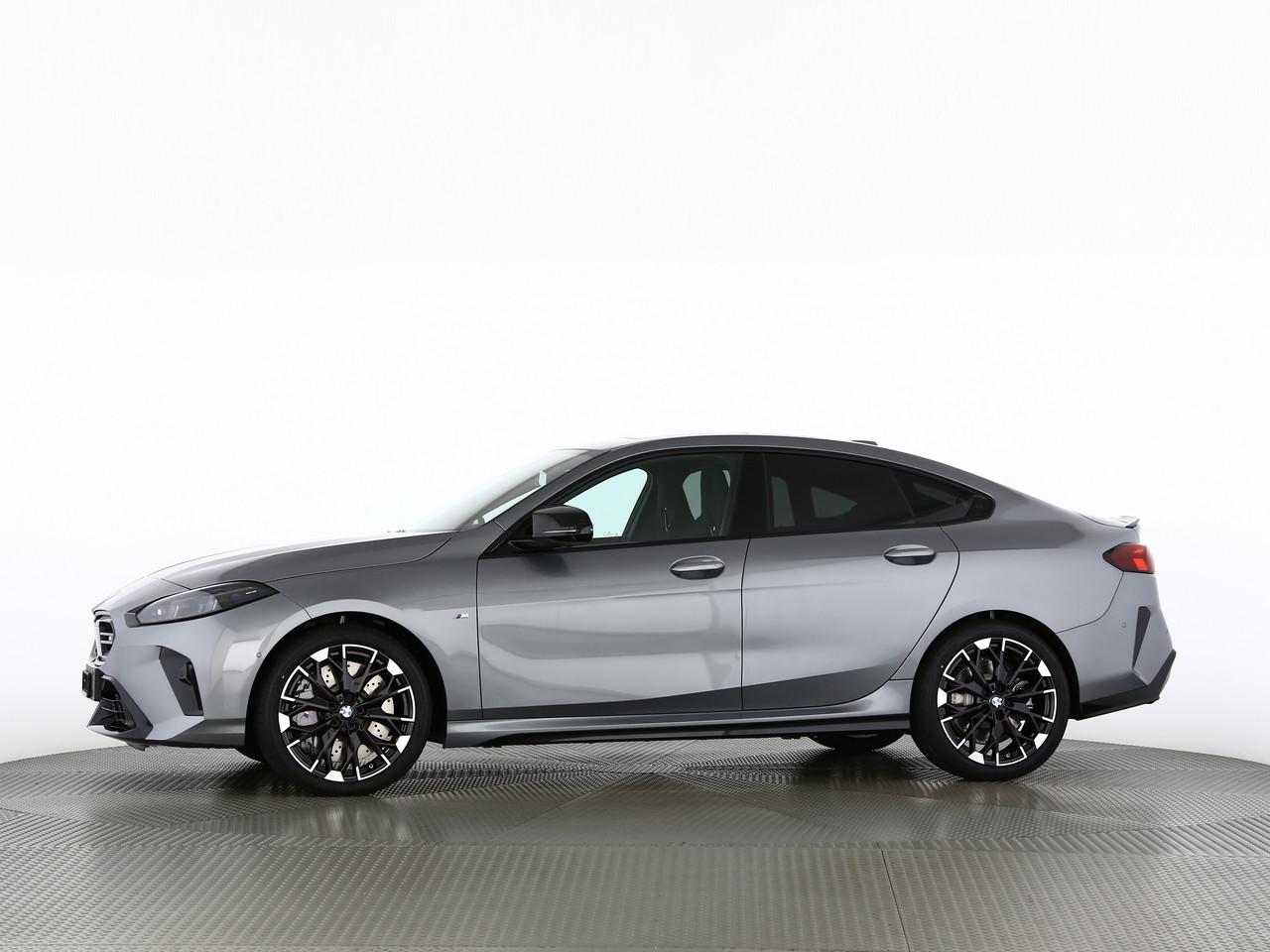 BMW M235i xDrive Gran Coupé-image-4
