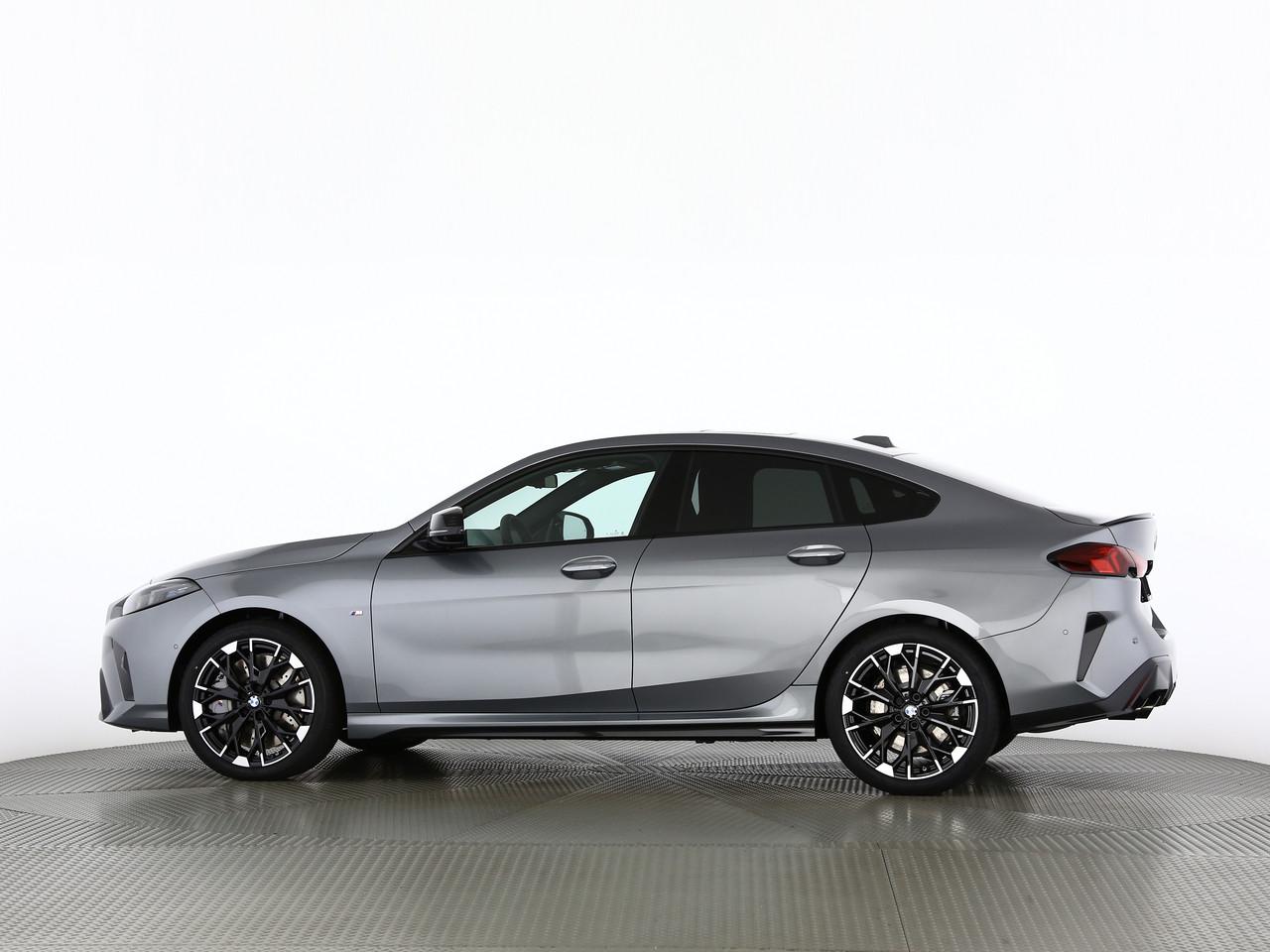 BMW M235i xDrive Gran Coupé-image-6