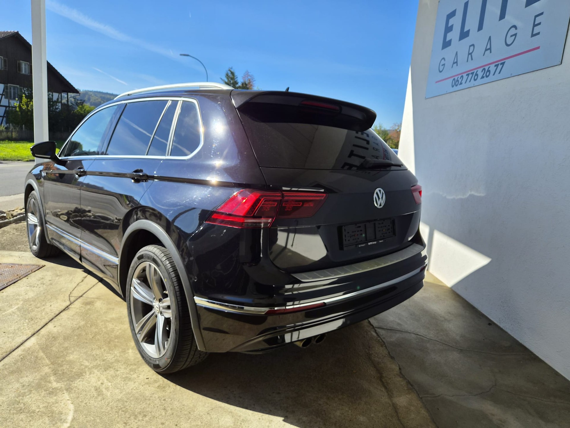 VW Tiguan 2.0TSI Highline 4Motion DSG-image-2