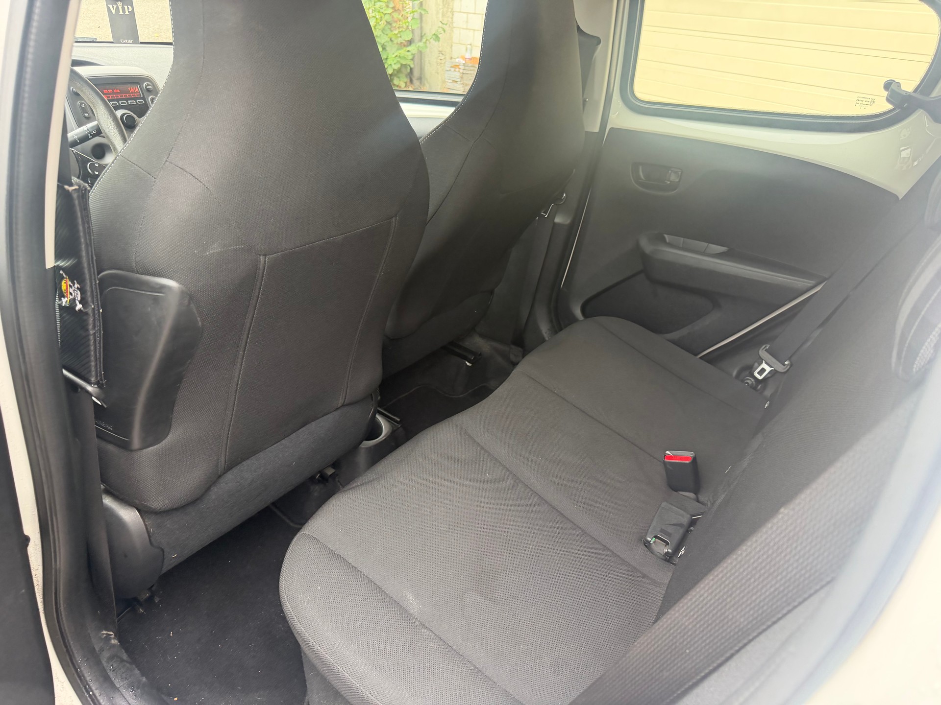 PEUGEOT 108 e-1.0 VTi Stop&Start Style Top-image-9